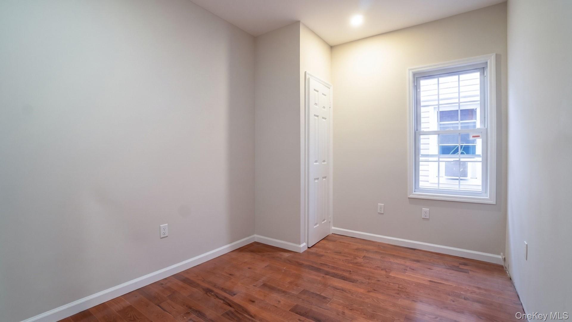 Single Family E 91st Street  Brooklyn, NY 11236, MLS-1035136-13
