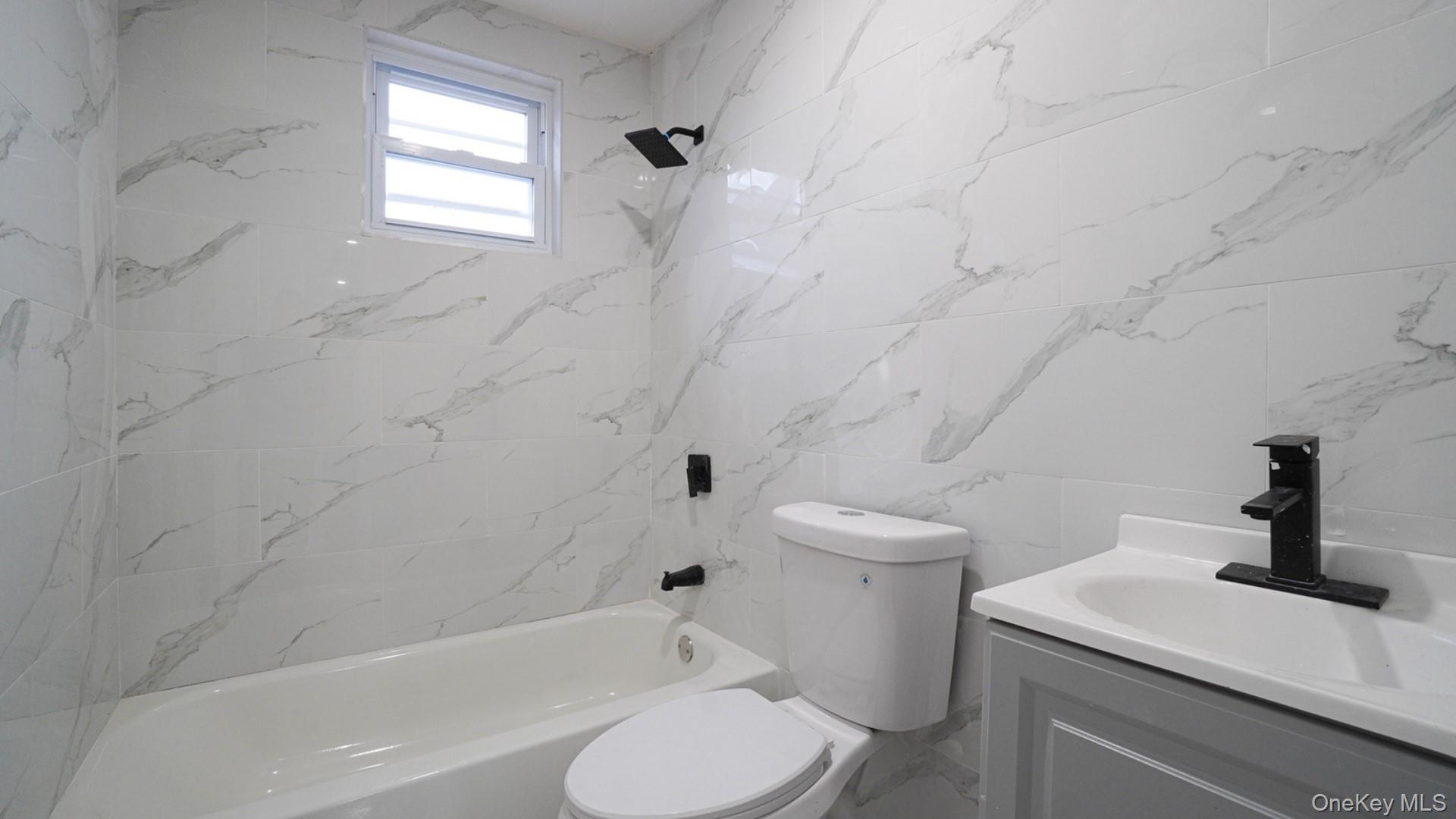 Single Family E 91st Street  Brooklyn, NY 11236, MLS-1035136-16