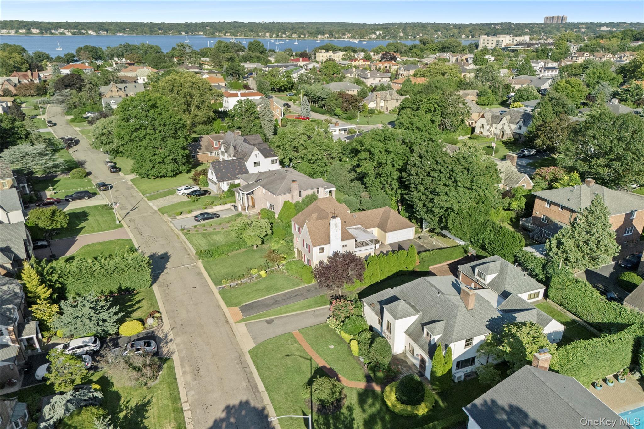 Single Family 26th Avenue Queens, NY 11360, MLS-1035139-2