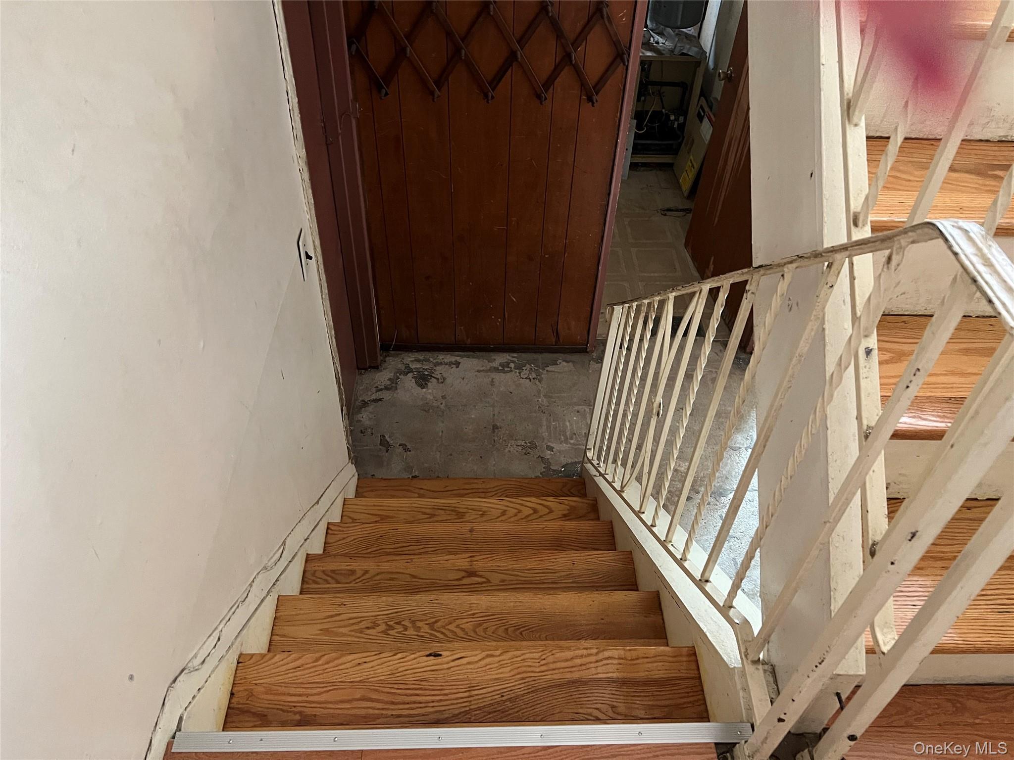 Single Family 140th Avenue Queens, NY 11413, MLS-1035161-13