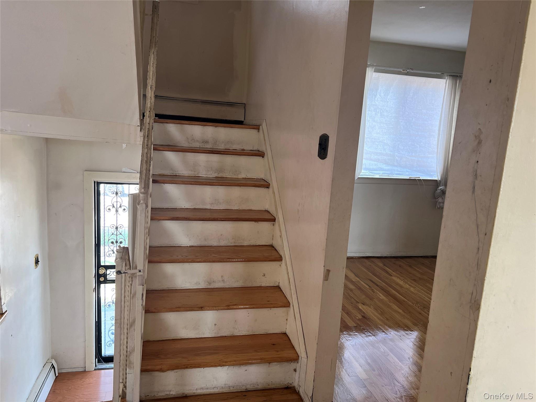 Single Family 140th Avenue Queens, NY 11413, MLS-1035161-2