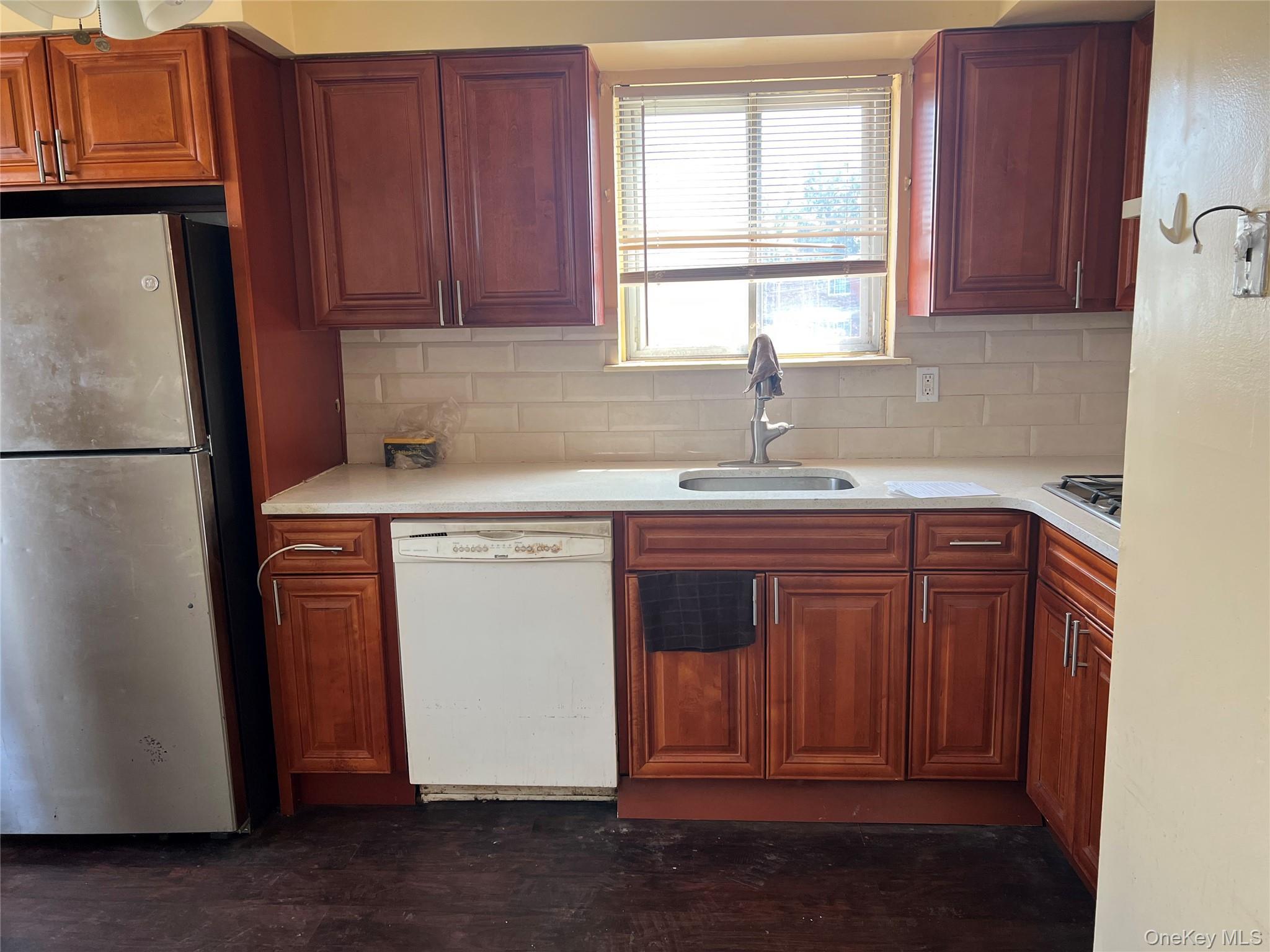 Single Family 140th Avenue Queens, NY 11413, MLS-1035161-3