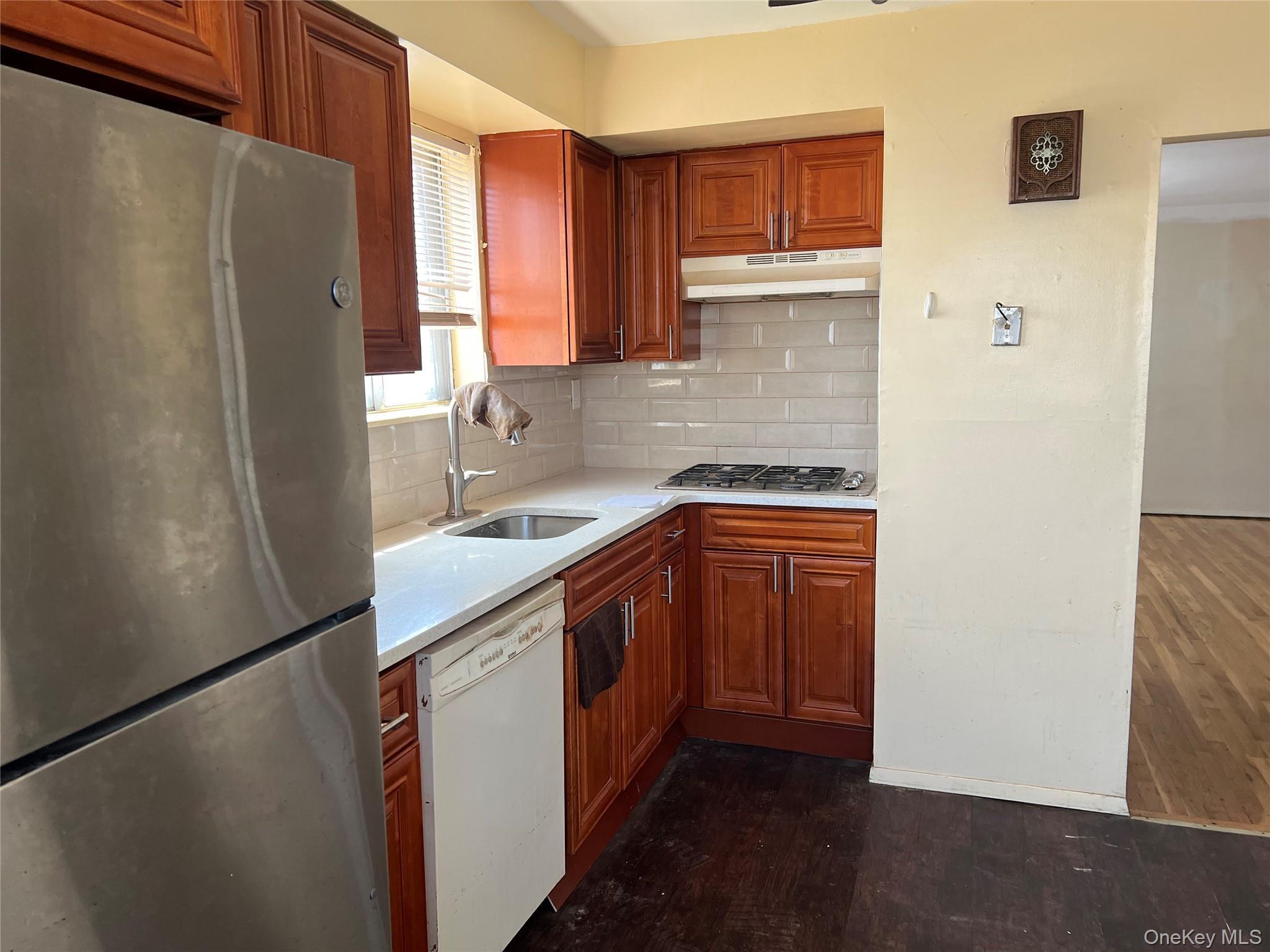 Single Family 140th Avenue Queens, NY 11413, MLS-1035161-4