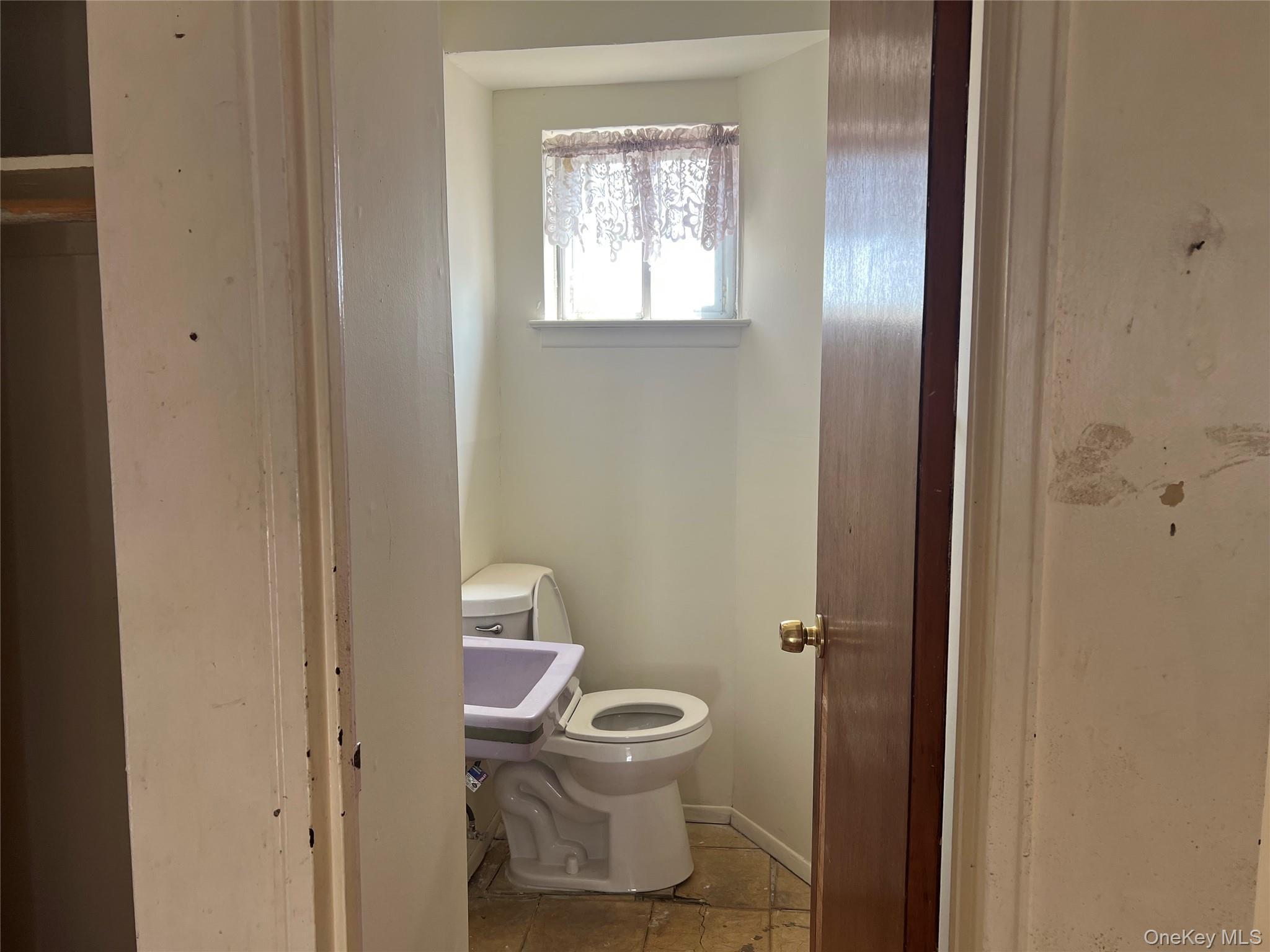 Single Family 140th Avenue Queens, NY 11413, MLS-1035161-7