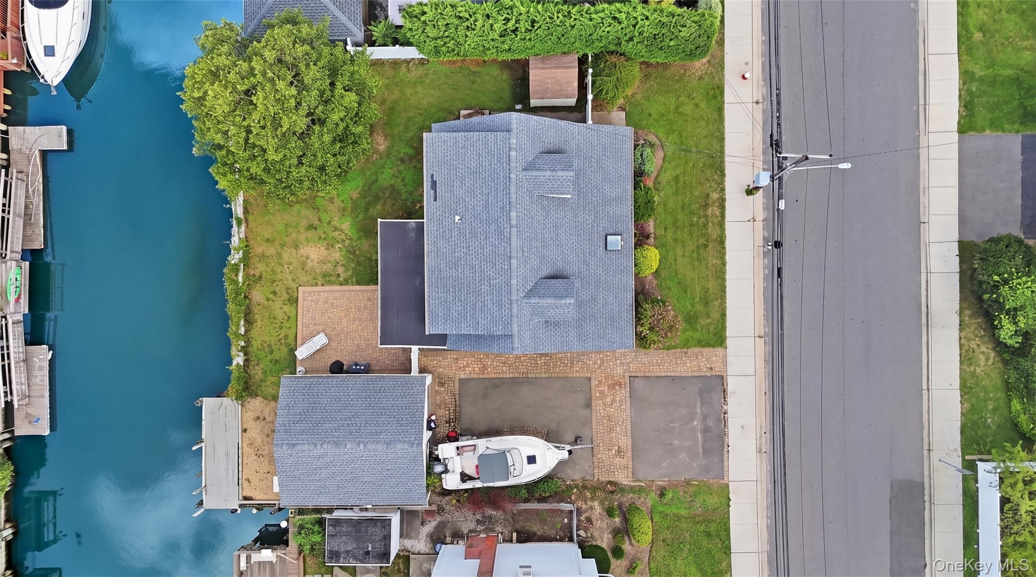 Single Family Carrel Boulevard Nassau County, NY 11572, MLS-1035162-2