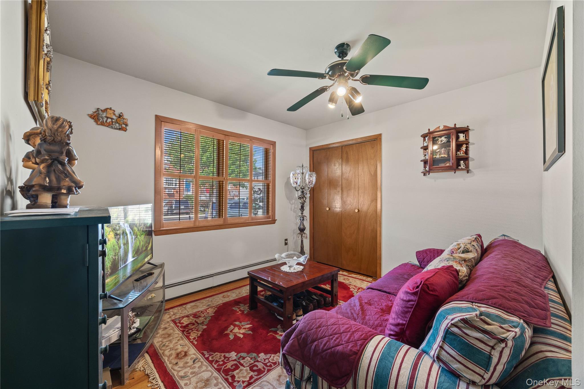 Single Family Vincent Avenue Bronx, NY 10465, MLS-1035169-16