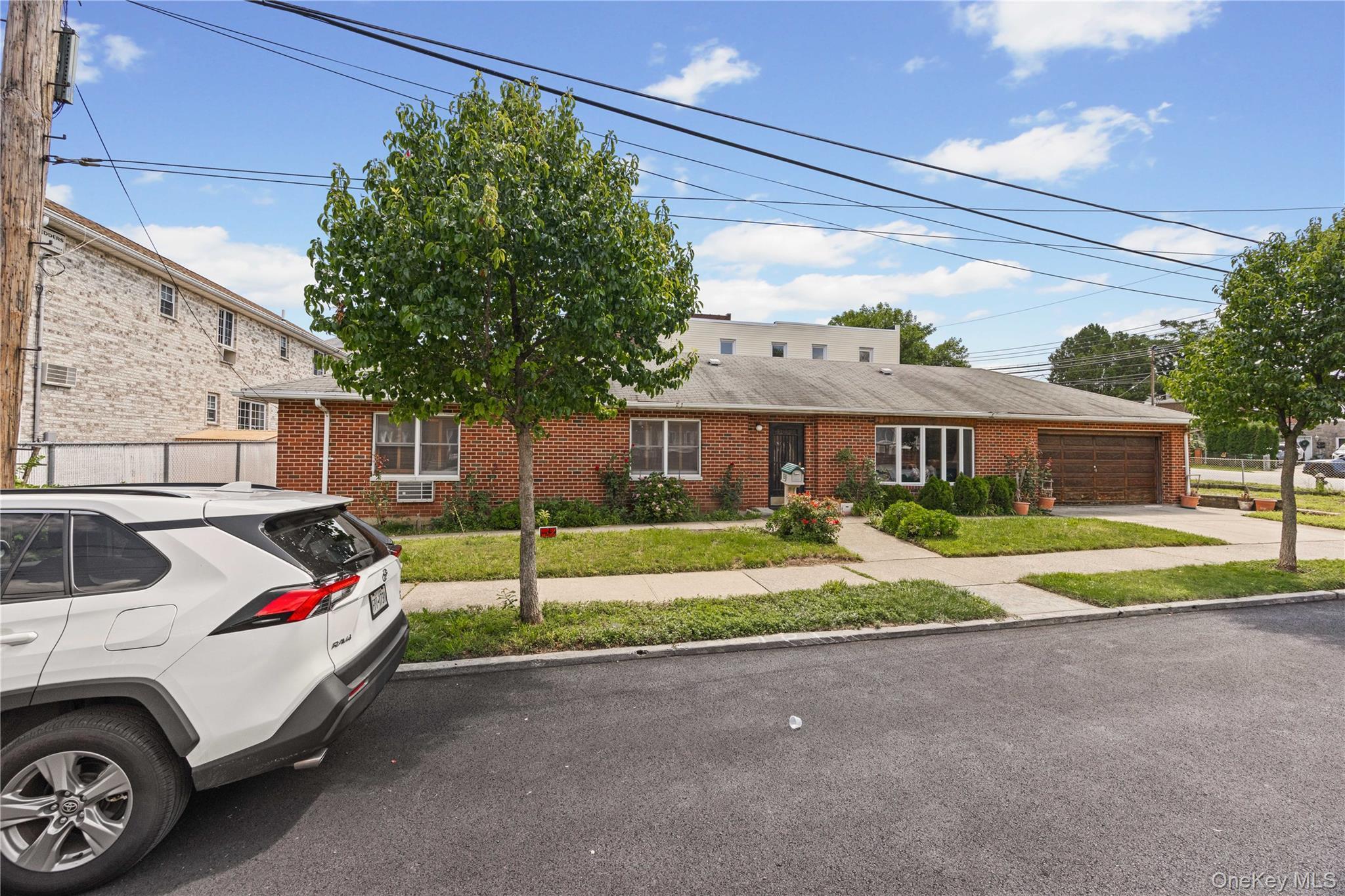 Single Family Vincent Avenue Bronx, NY 10465, MLS-1035169-27