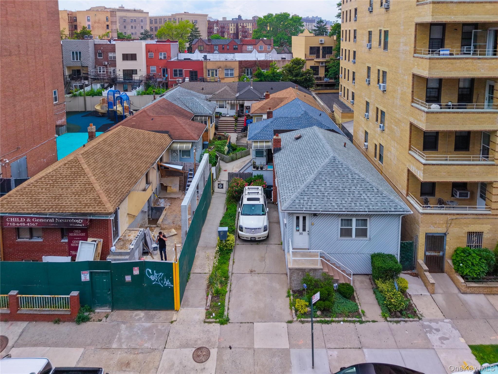 Single Family West End Avenue  Brooklyn, NY 11235, MLS-1035174-27