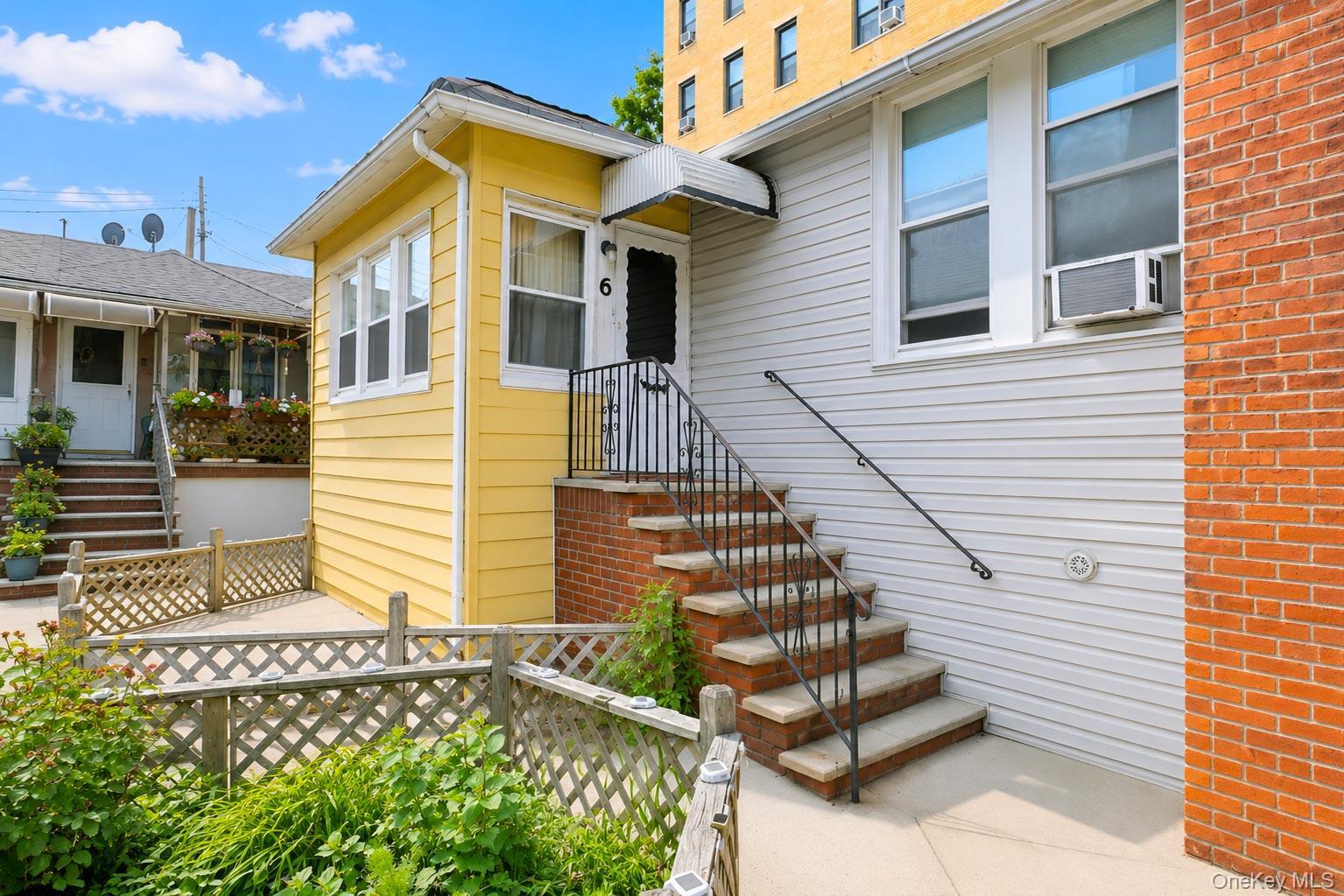 Single Family West End Avenue  Brooklyn, NY 11235, MLS-1035174-3