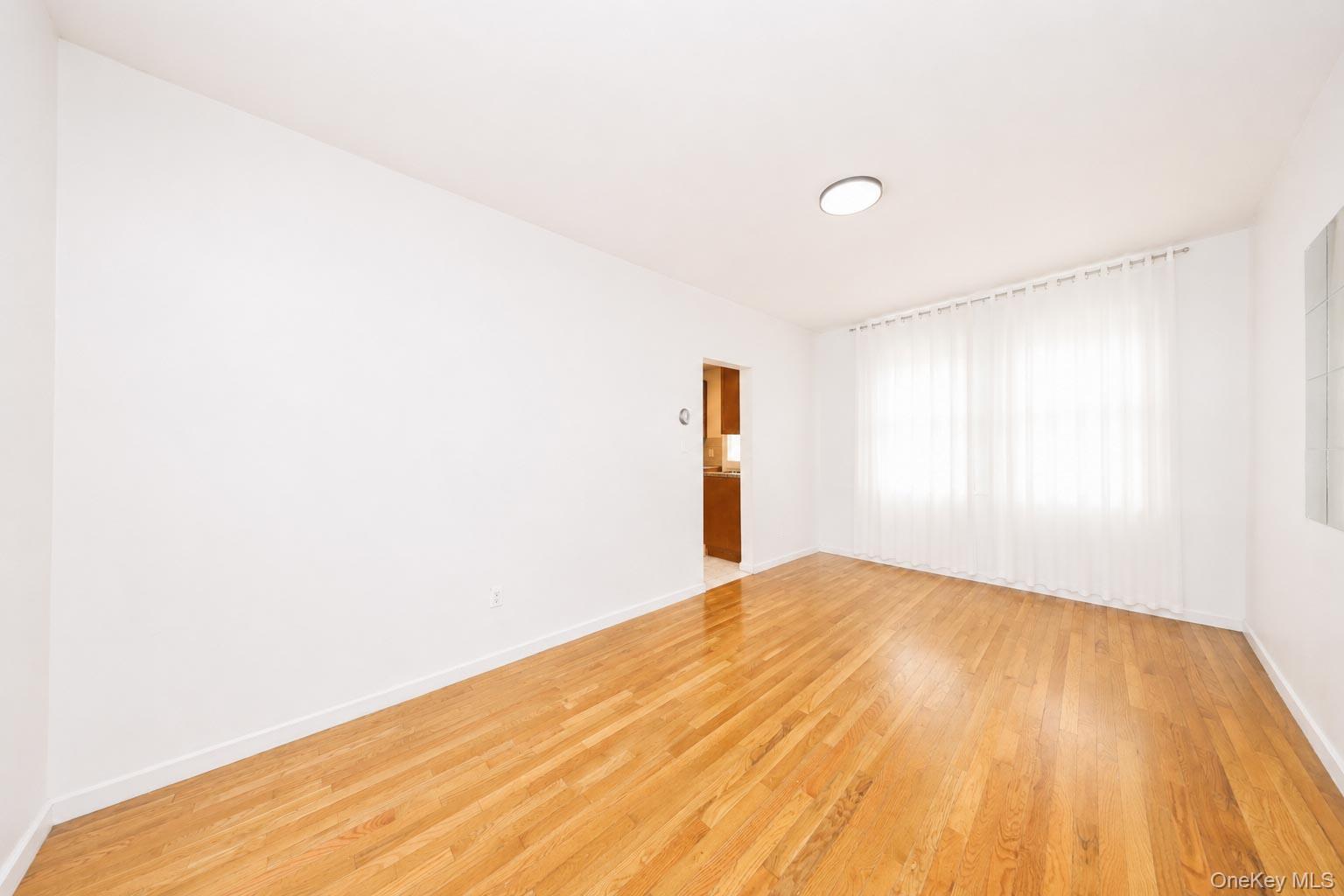 Single Family West End Avenue  Brooklyn, NY 11235, MLS-1035174-6