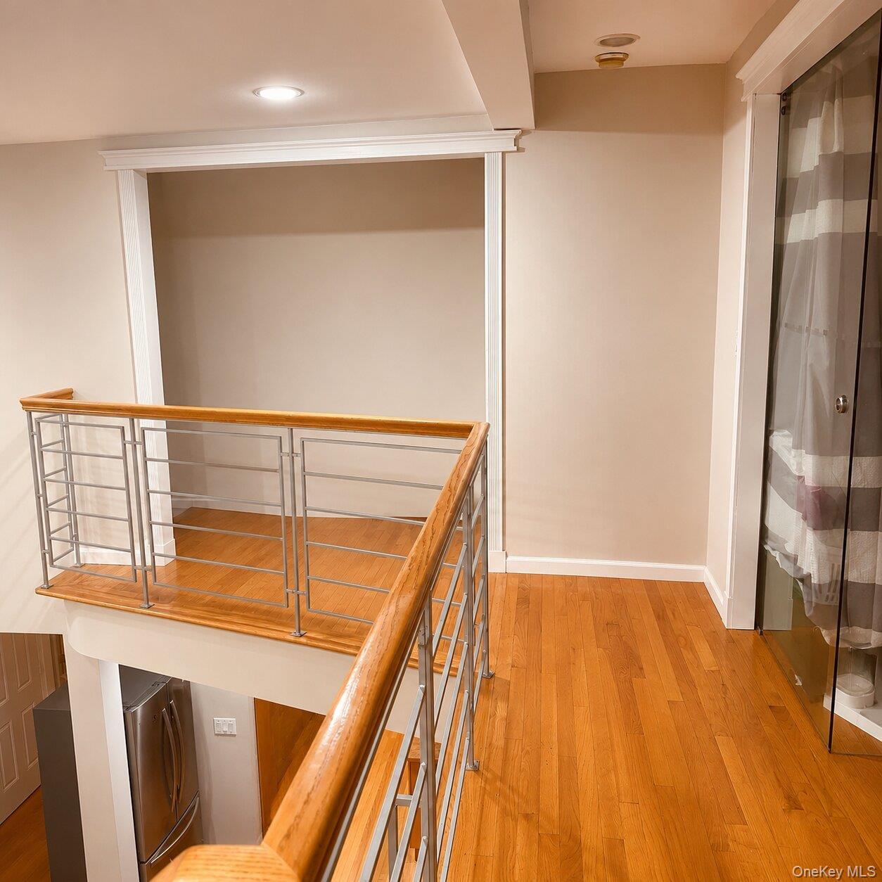 Single Family 192nd Street Queens, NY 11366, MLS-1035178-19