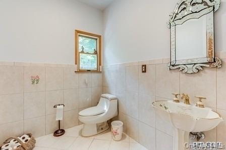 Single Family Bevin Road  Suffolk County, NY 11768, MLS-1035180-16