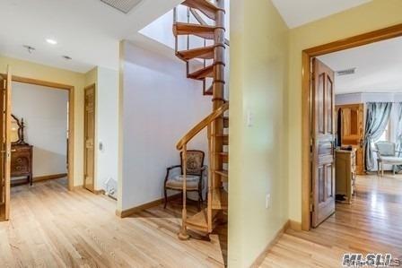 Single Family Bevin Road  Suffolk County, NY 11768, MLS-1035180-27