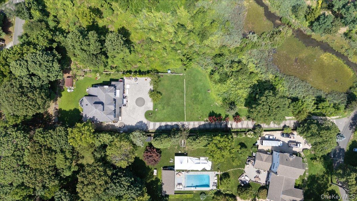 Single Family Bevin Road  Suffolk County, NY 11768, MLS-1035180-37