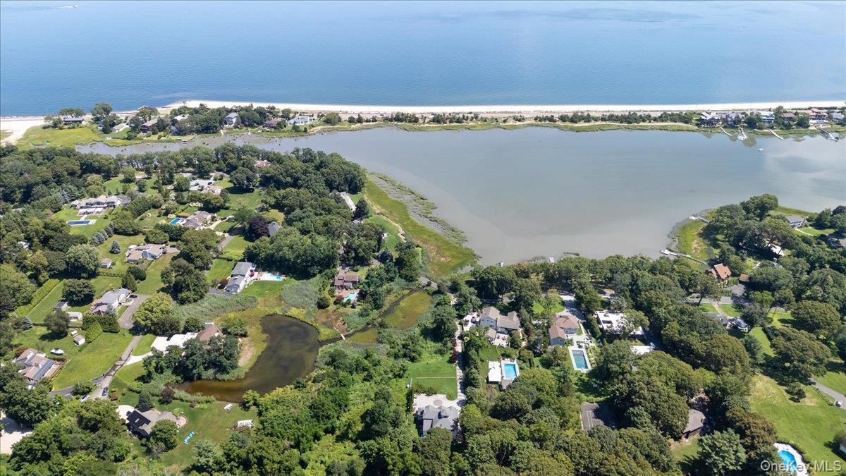 Single Family Bevin Road  Suffolk County, NY 11768, MLS-1035180-39