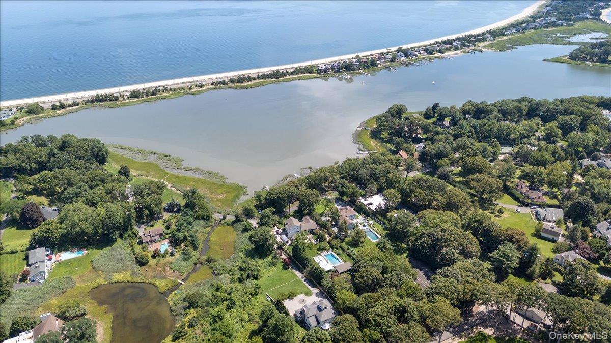 Single Family Bevin Road  Suffolk County, NY 11768, MLS-1035180-40