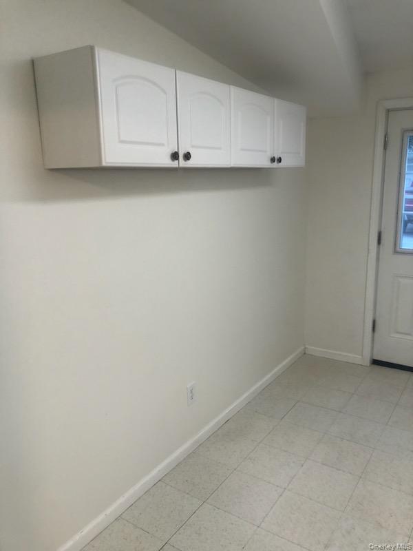 Single Family Wiltwyck Avenue Ulster County, NY 12401, MLS-1035182-13