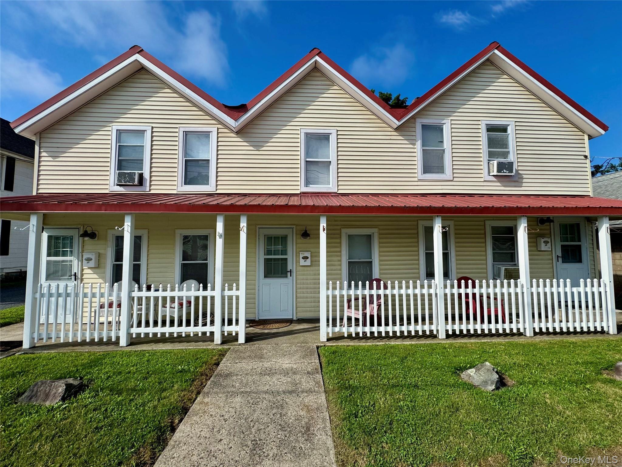 Single Family Wiltwyck Avenue Ulster County, NY 12401, MLS-1035182-2