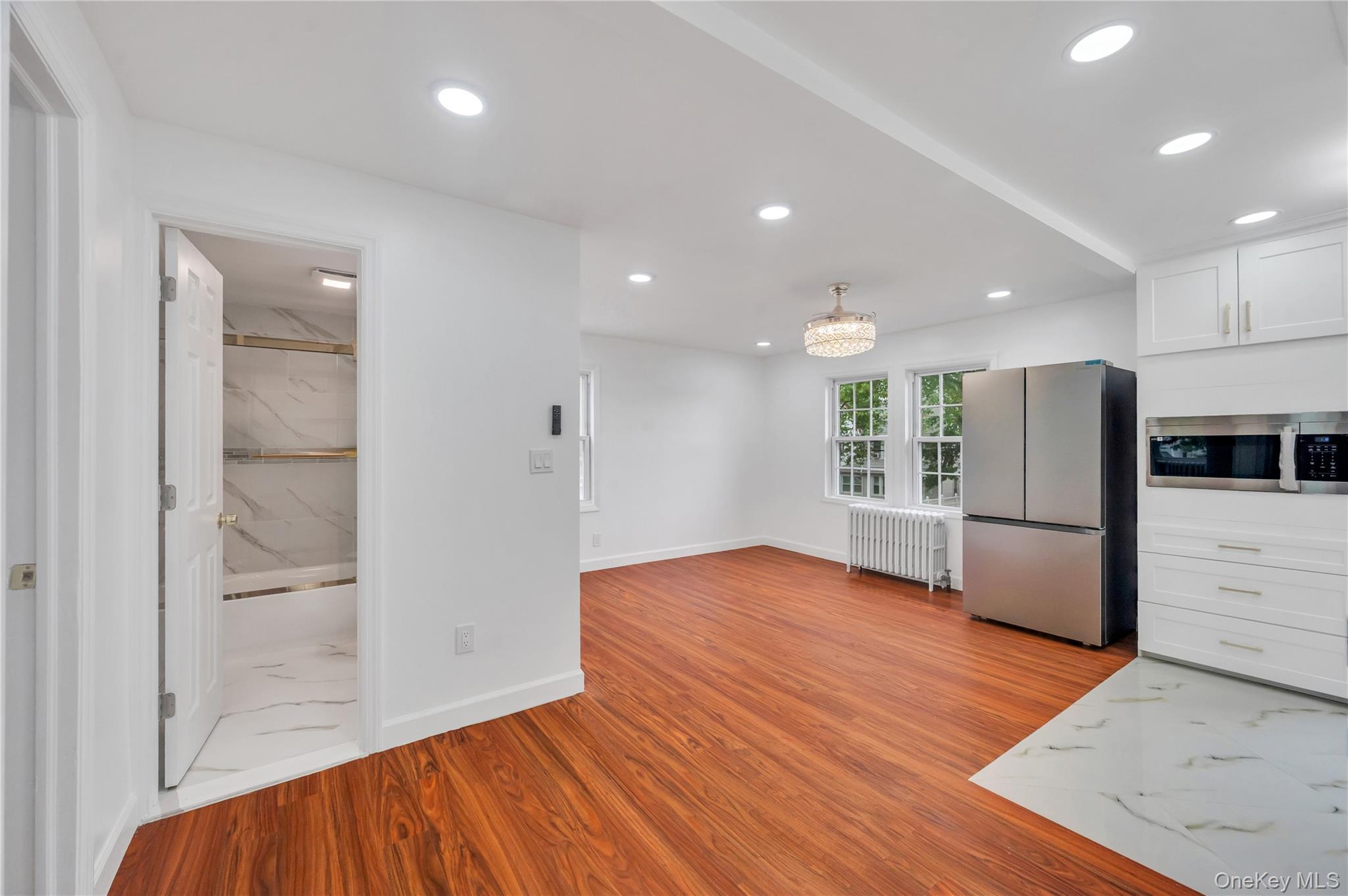 Single Family 205th Street  Queens, NY 11423, MLS-1035187-17