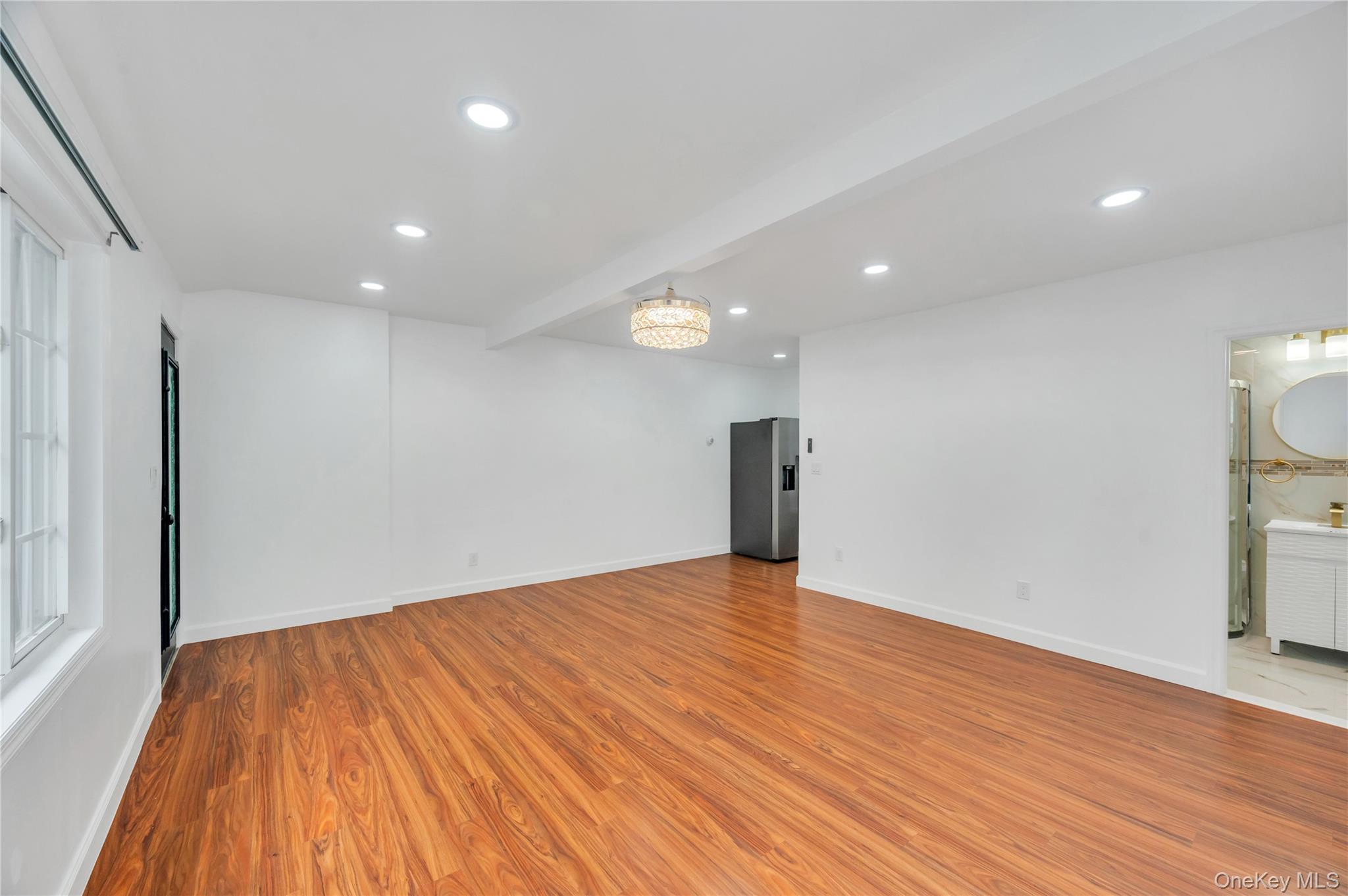 Single Family 205th Street  Queens, NY 11423, MLS-1035187-7