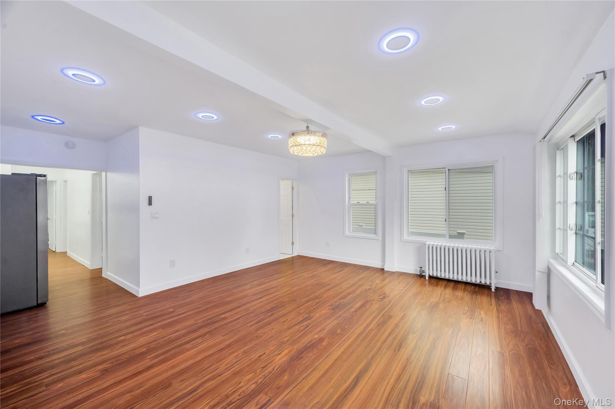 Single Family 205th Street  Queens, NY 11423, MLS-1035187-8