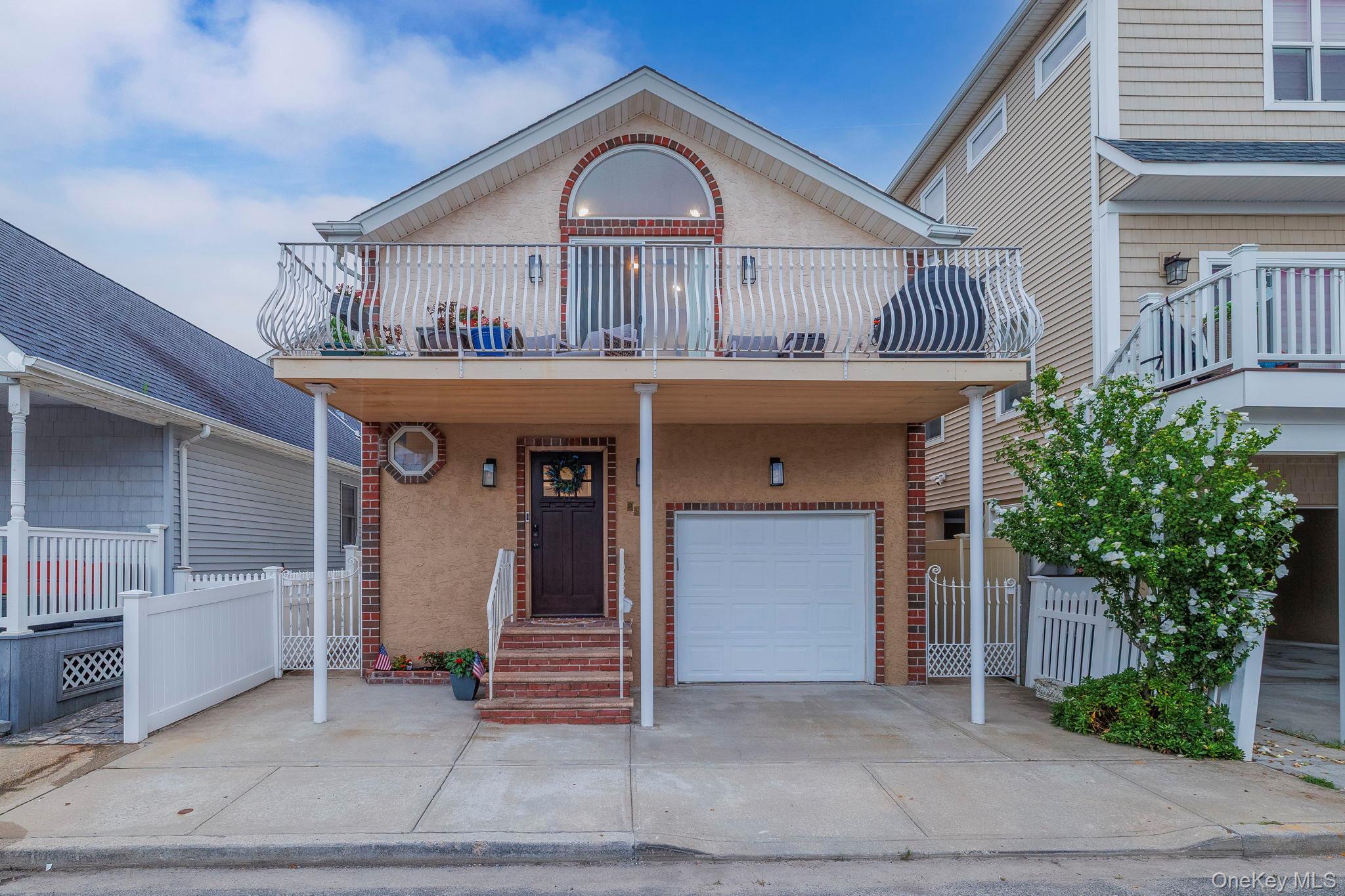 Single Family Virginia Avenue  Nassau County, NY 11561, MLS-1035189-2