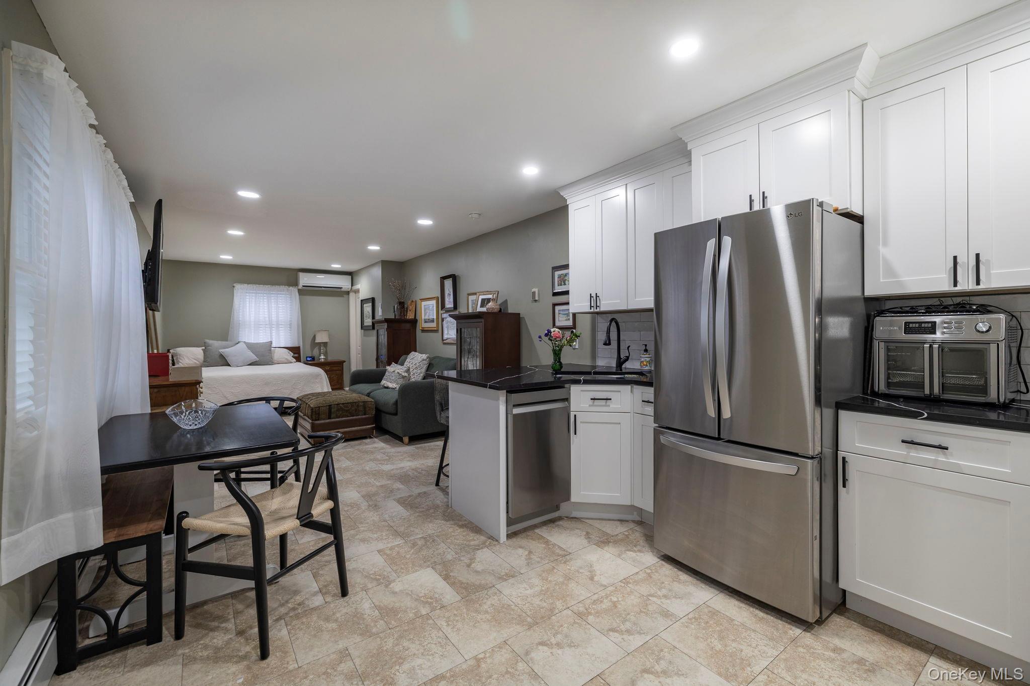 Single Family Virginia Avenue  Nassau County, NY 11561, MLS-1035189-20