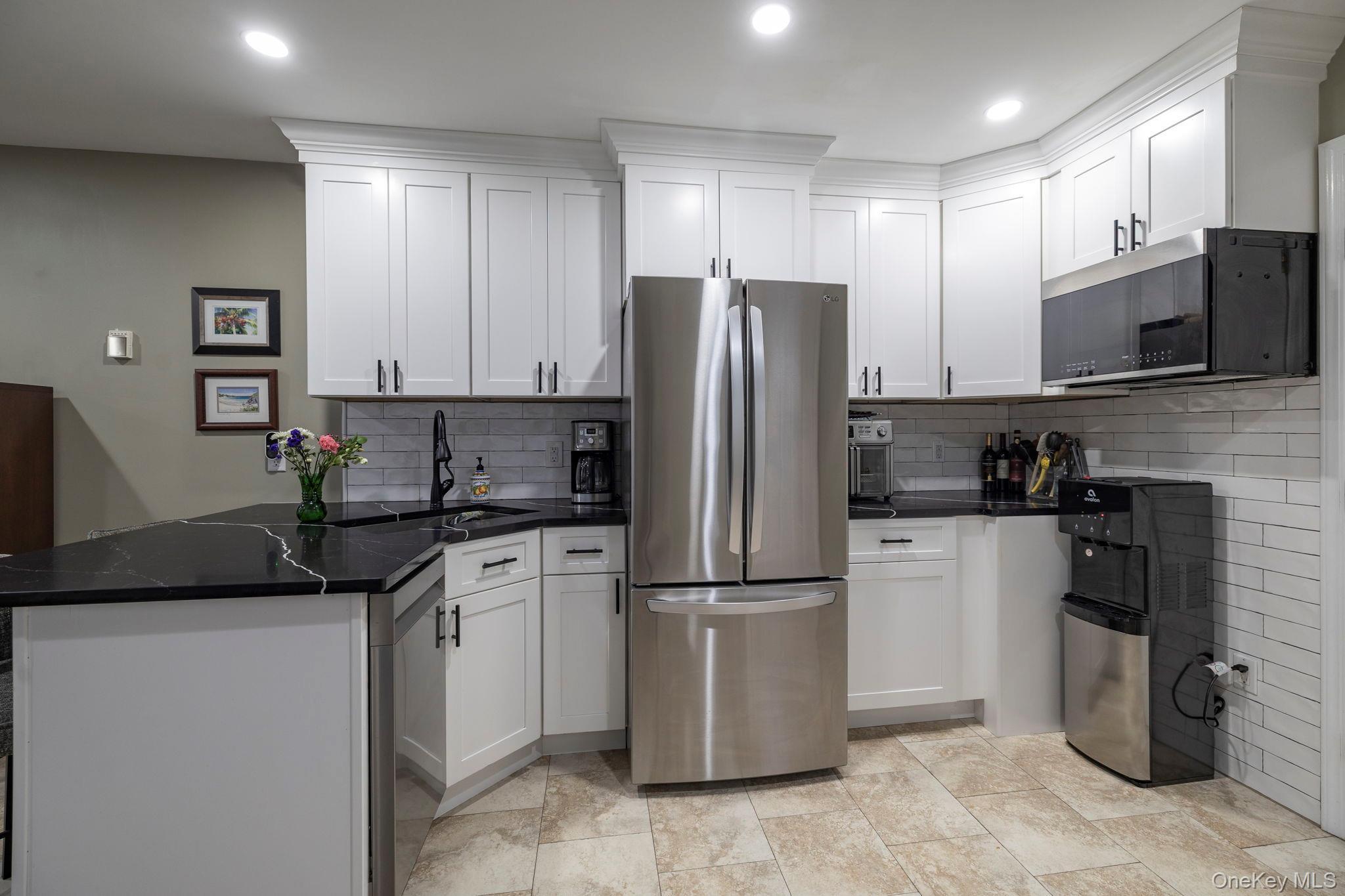 Single Family Virginia Avenue  Nassau County, NY 11561, MLS-1035189-22