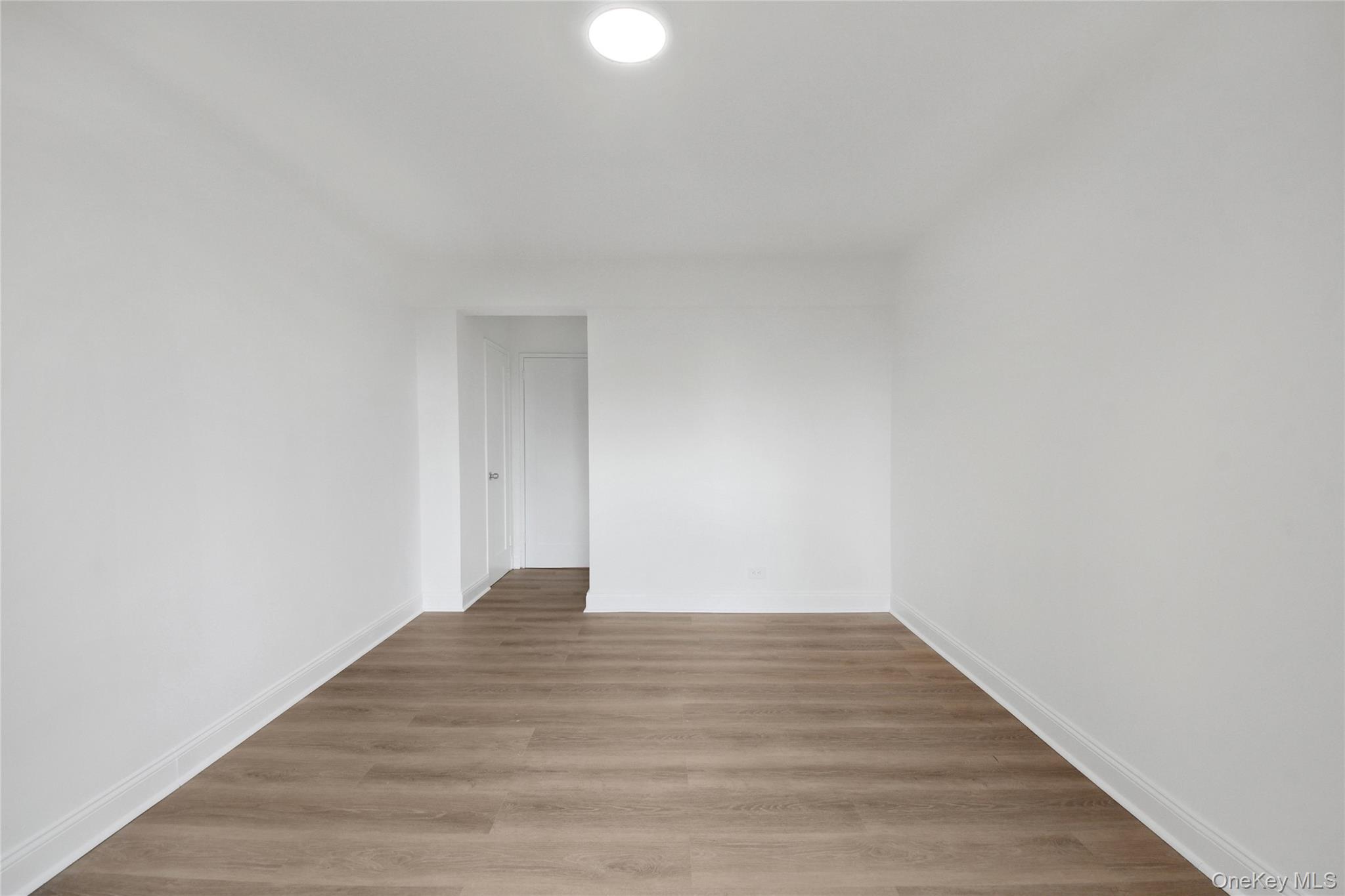 Single Family E 217th Street Bronx, NY 10469, MLS-1035190-22