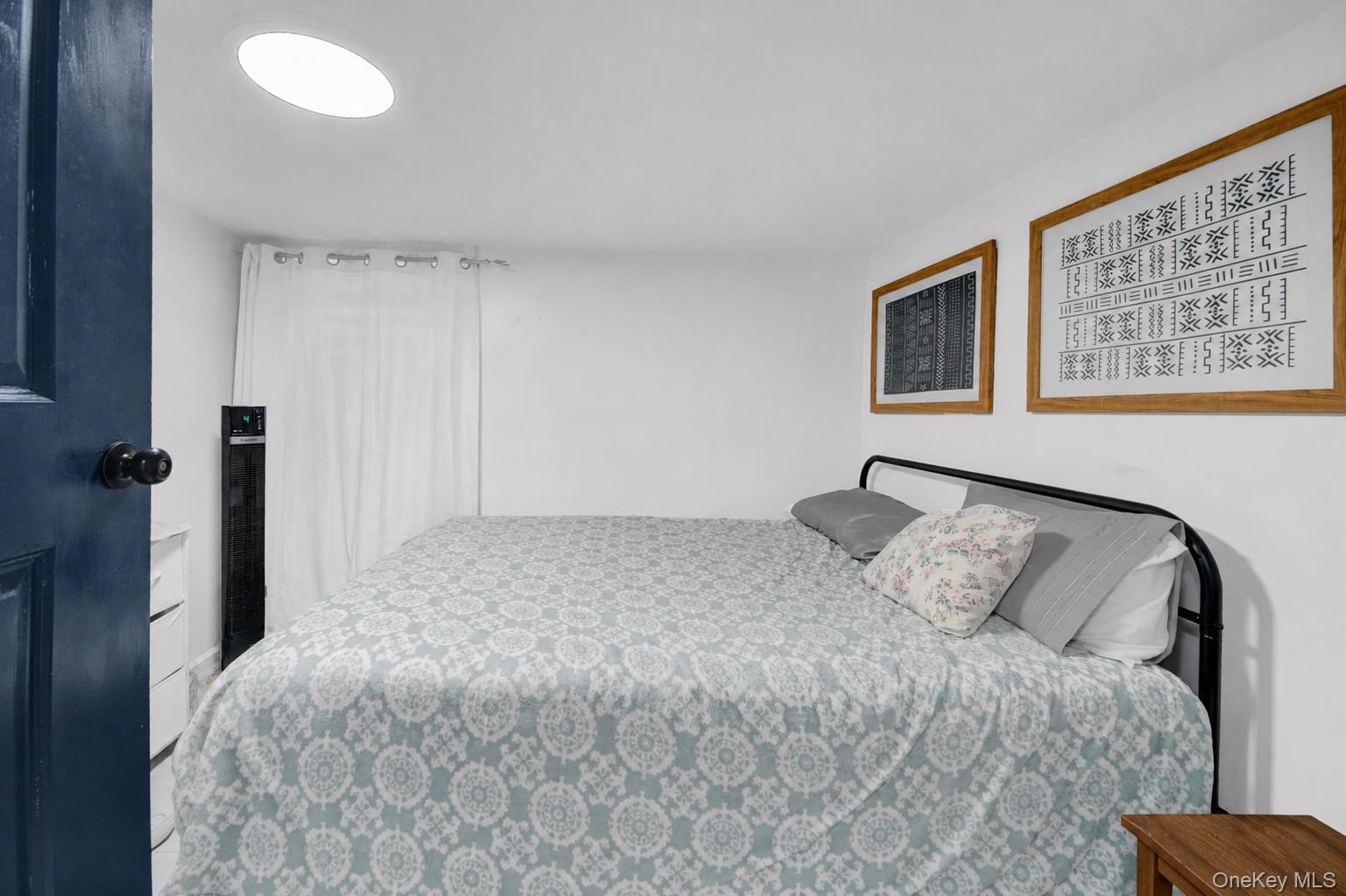 Single Family E 217th Street Bronx, NY 10469, MLS-1035190-23