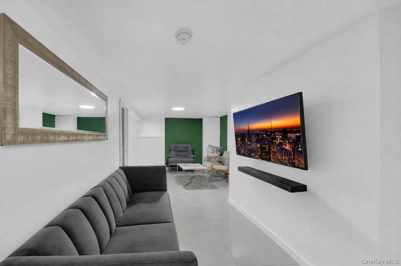 Single Family E 217th Street Bronx, NY 10469, MLS-1035190-24