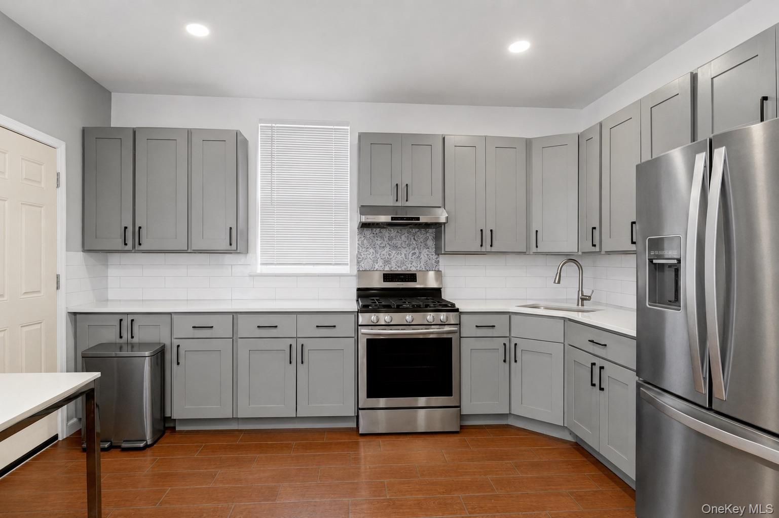 Single Family E 217th Street Bronx, NY 10469, MLS-1035190-3