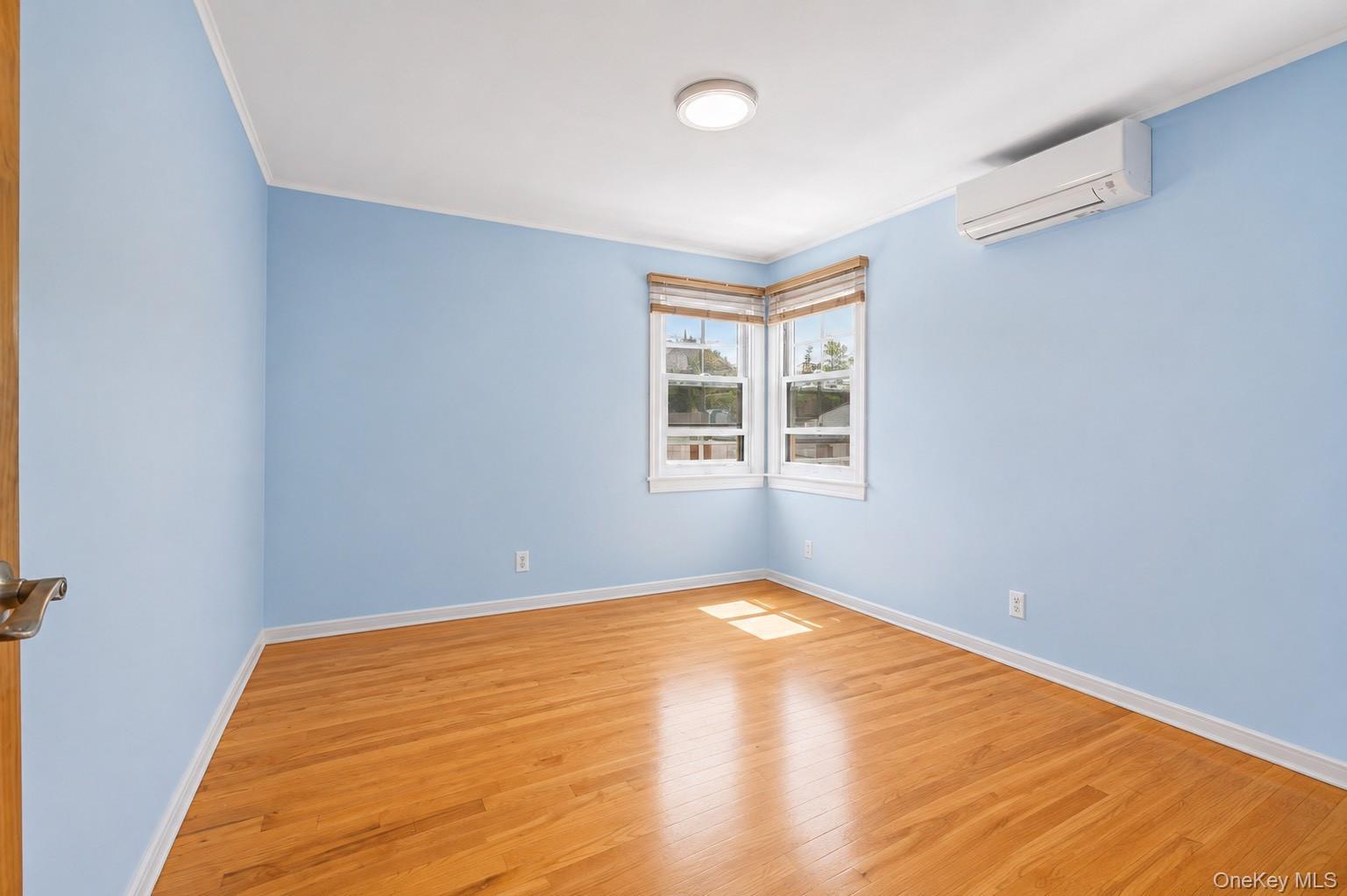 Single Family 264th Street Queens, NY 11362, MLS-1035202-7