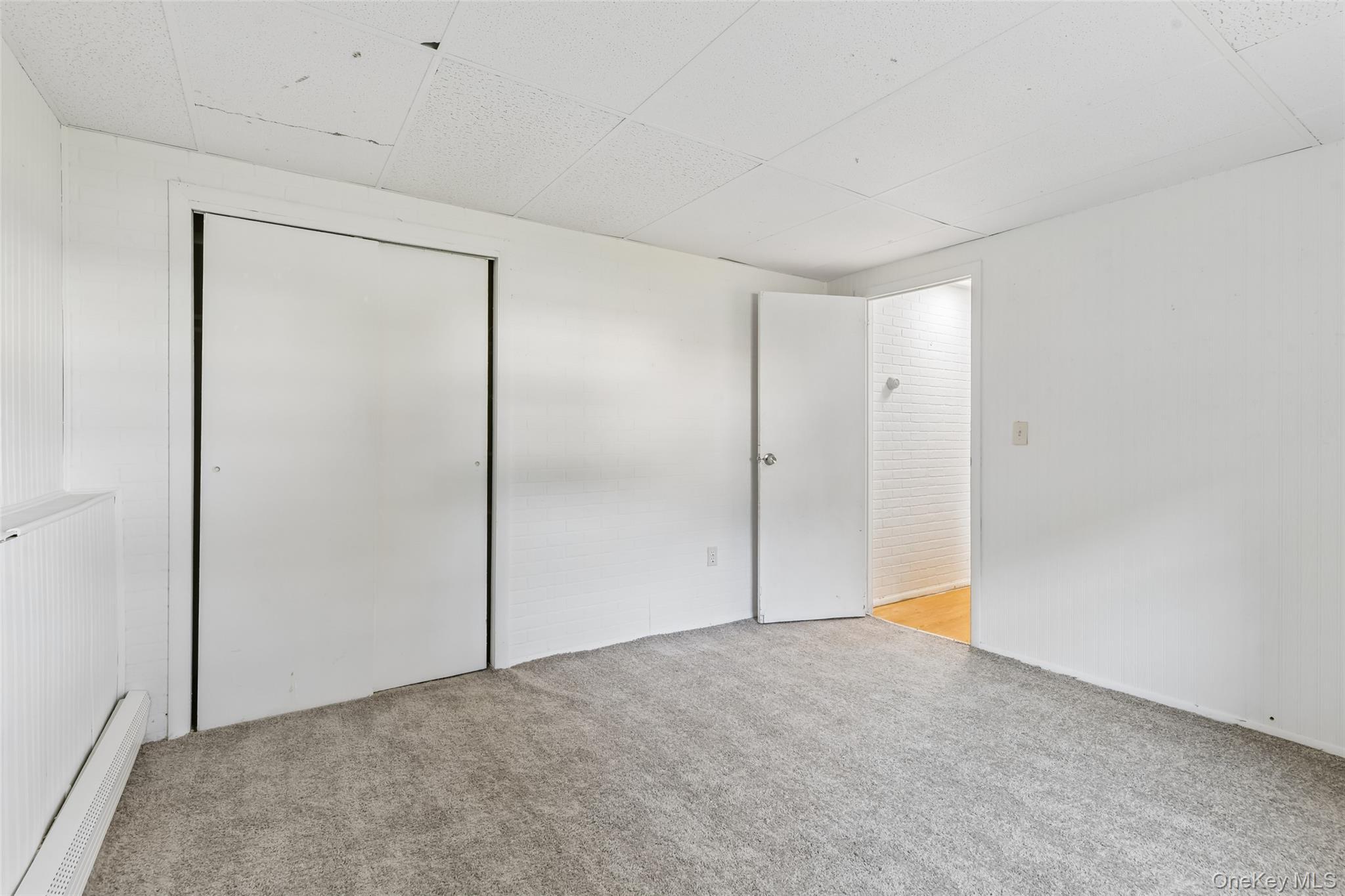 Single Family Beechwood Drive Suffolk County, NY 11967, MLS-1035203-14