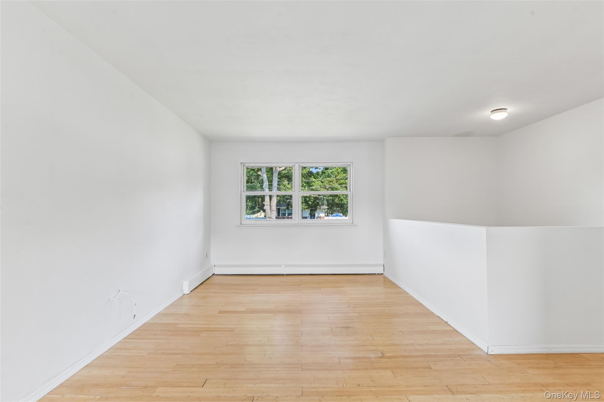 Single Family Beechwood Drive Suffolk County, NY 11967, MLS-1035203-4