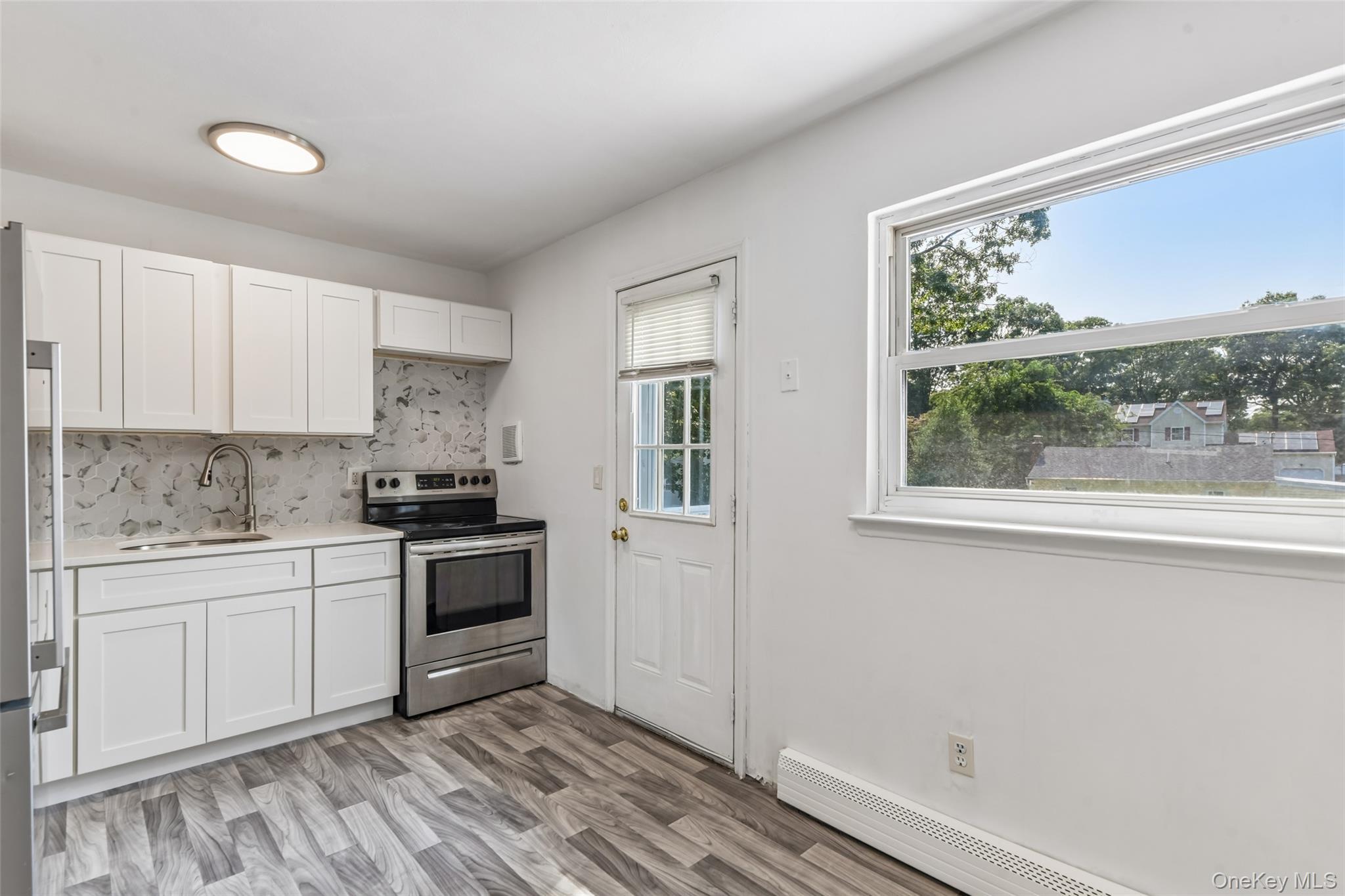 Single Family Beechwood Drive Suffolk County, NY 11967, MLS-1035203-6