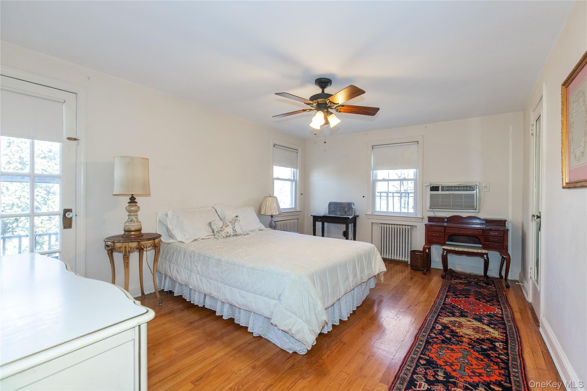 Single Family Plymouth Road Nassau County, NY 11023, MLS-1035209-17
