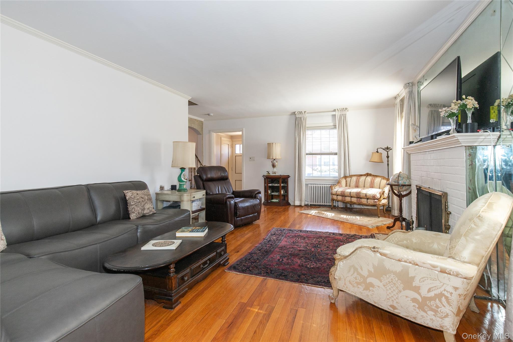 Single Family Plymouth Road Nassau County, NY 11023, MLS-1035209-4