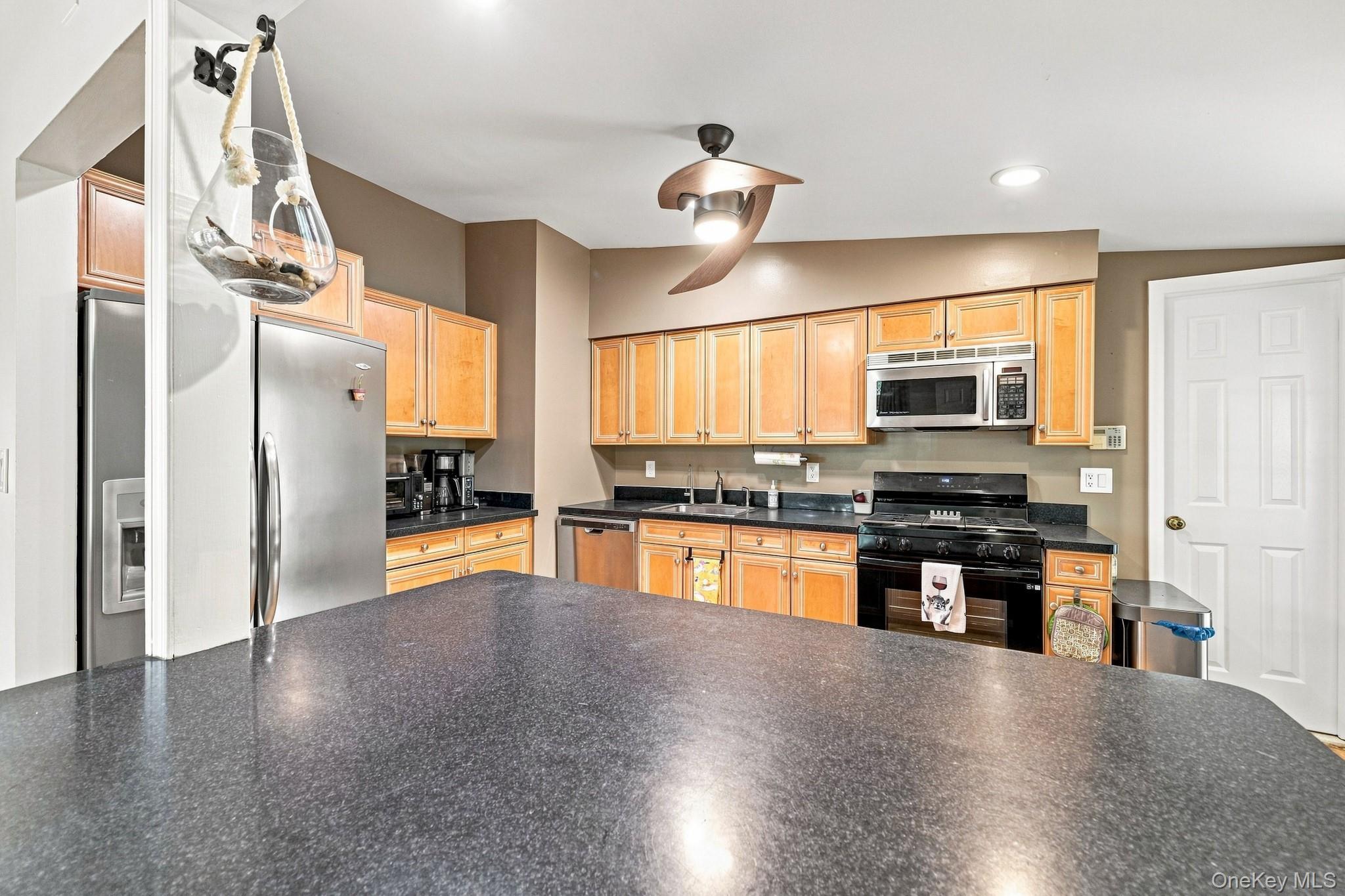Single Family Gloria Court  Rockland County, NY 10956, MLS-1035219-14