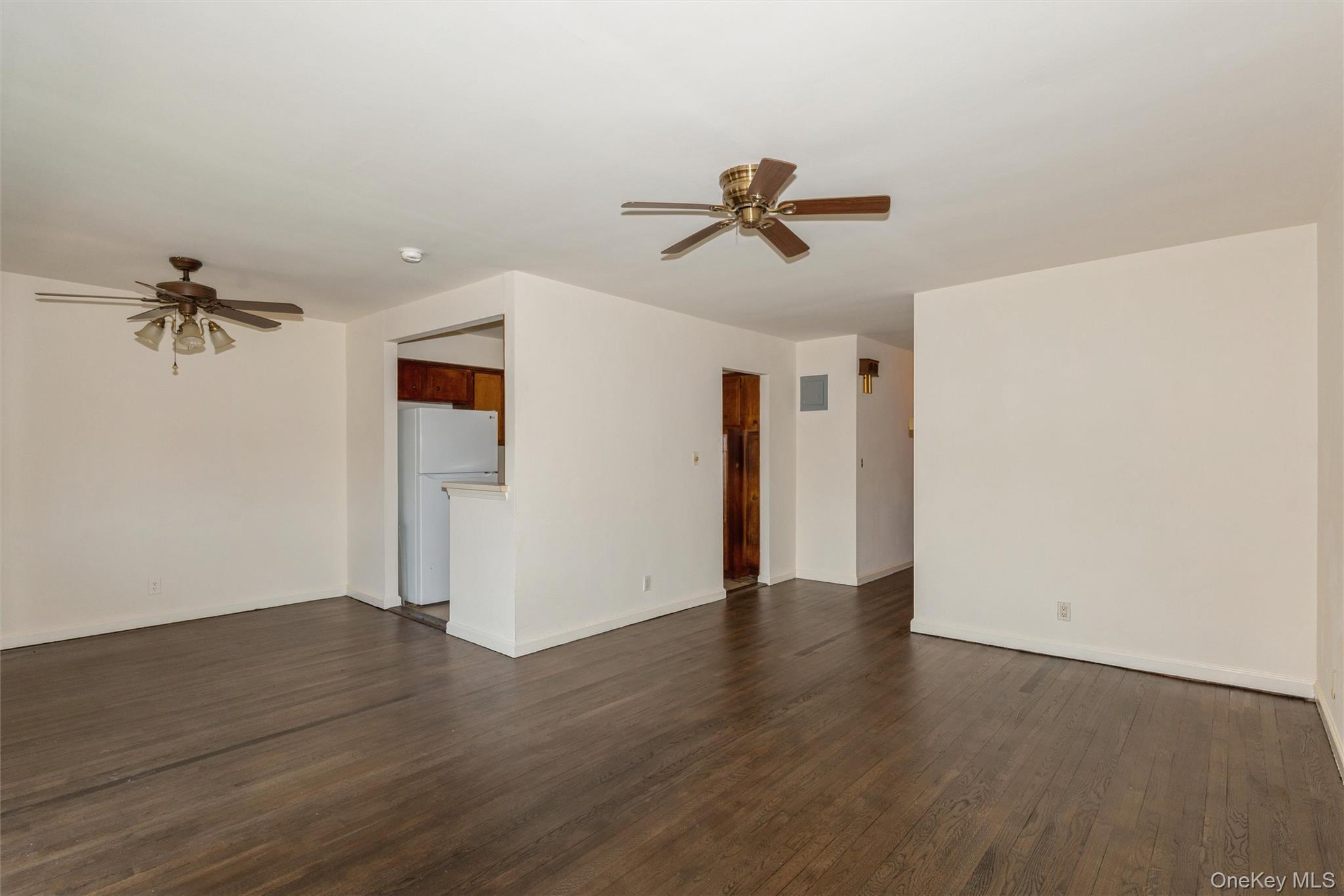 Single Family 67th Street  Queens, NY 11377, MLS-1035222-12