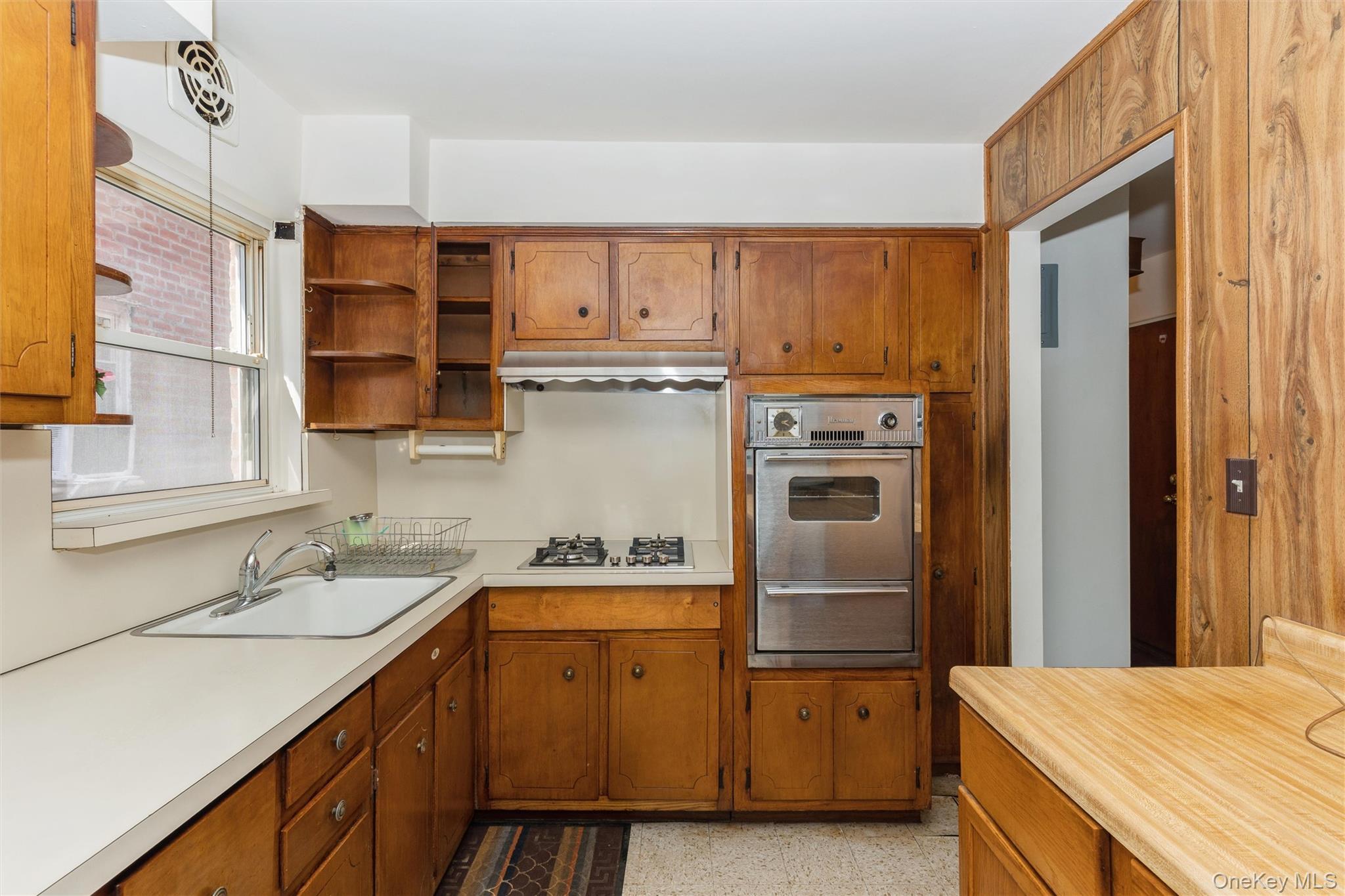 Single Family 67th Street  Queens, NY 11377, MLS-1035222-16