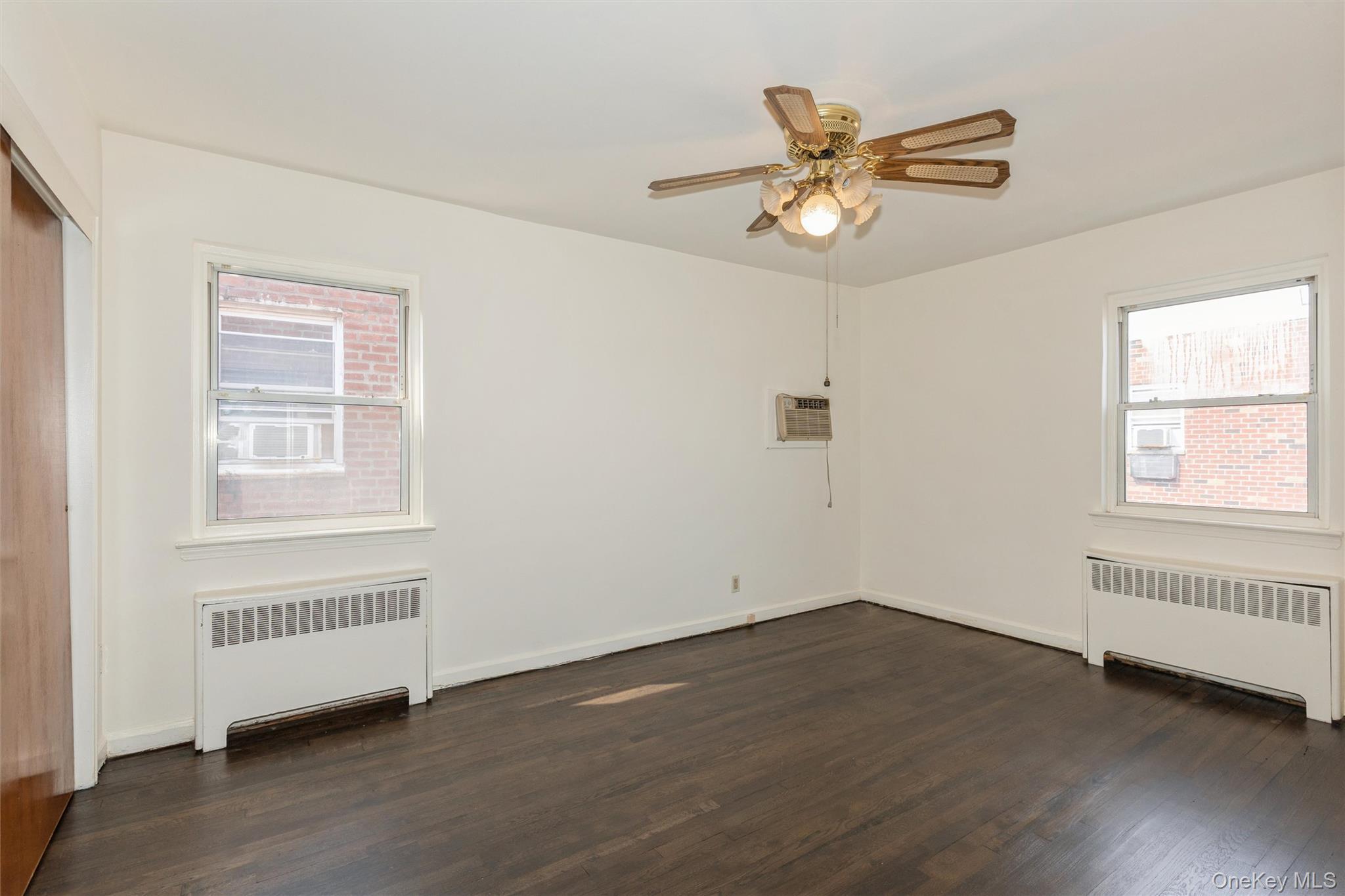 Single Family 67th Street  Queens, NY 11377, MLS-1035222-38