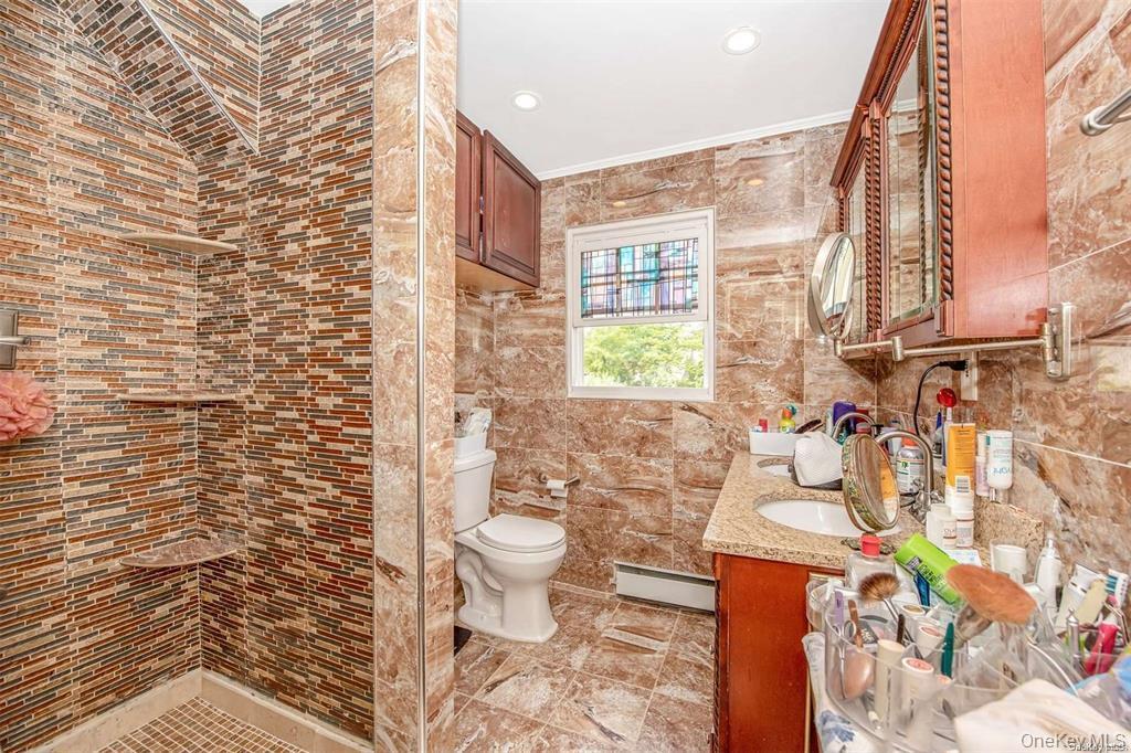 Single Family Peninsula Boulevard  Nassau County, NY 11598, MLS-1035224-6