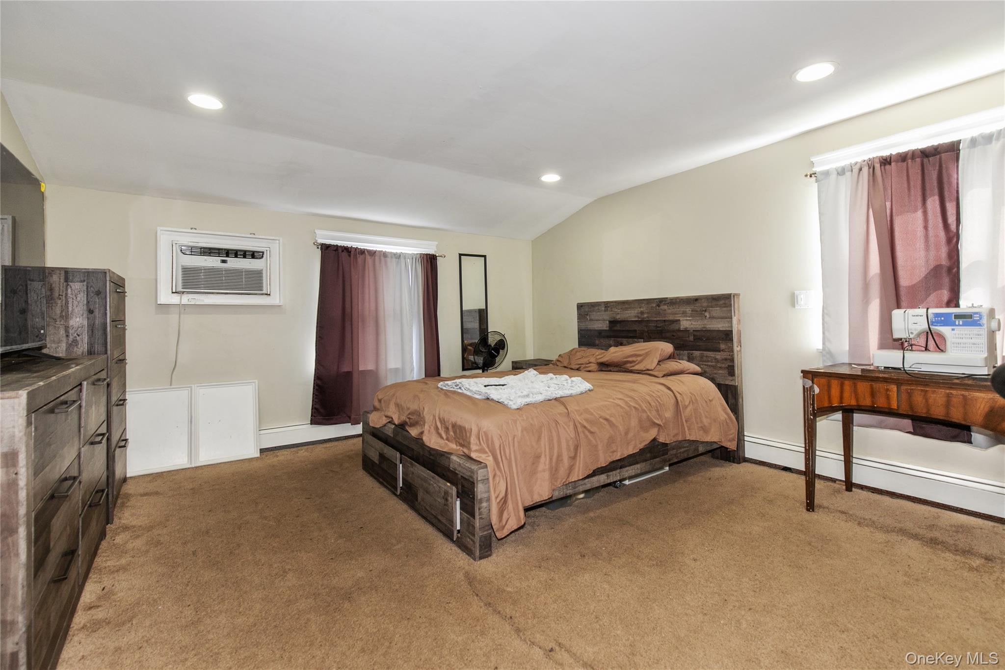 Single Family Wren Court Nassau County, NY 11552, MLS-1035233-17