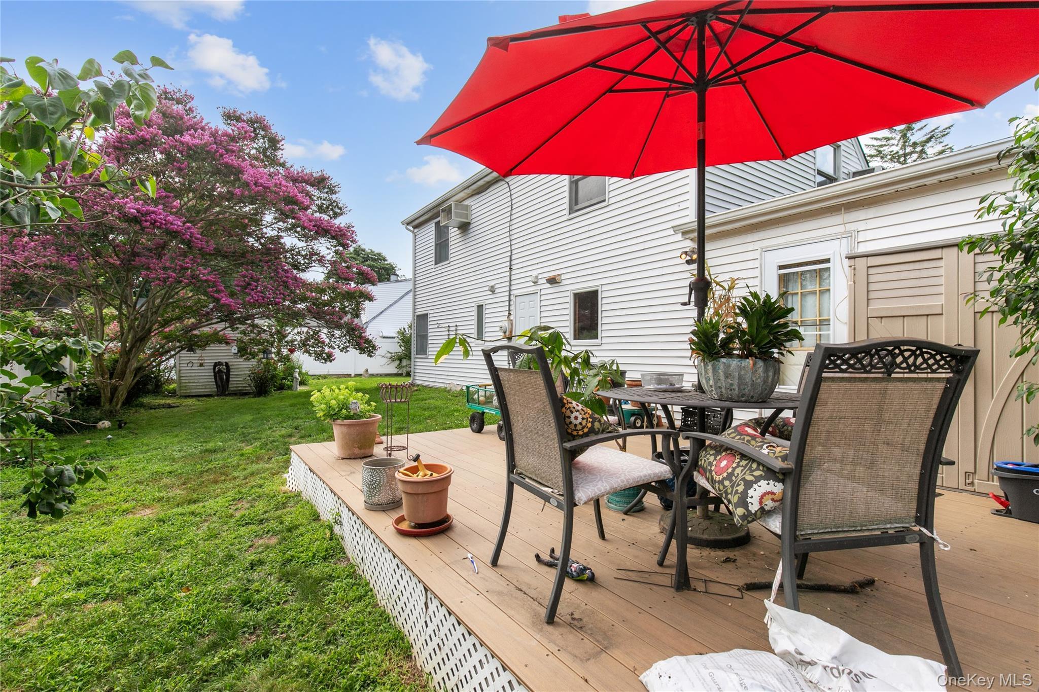 Single Family Wren Court Nassau County, NY 11552, MLS-1035233-20