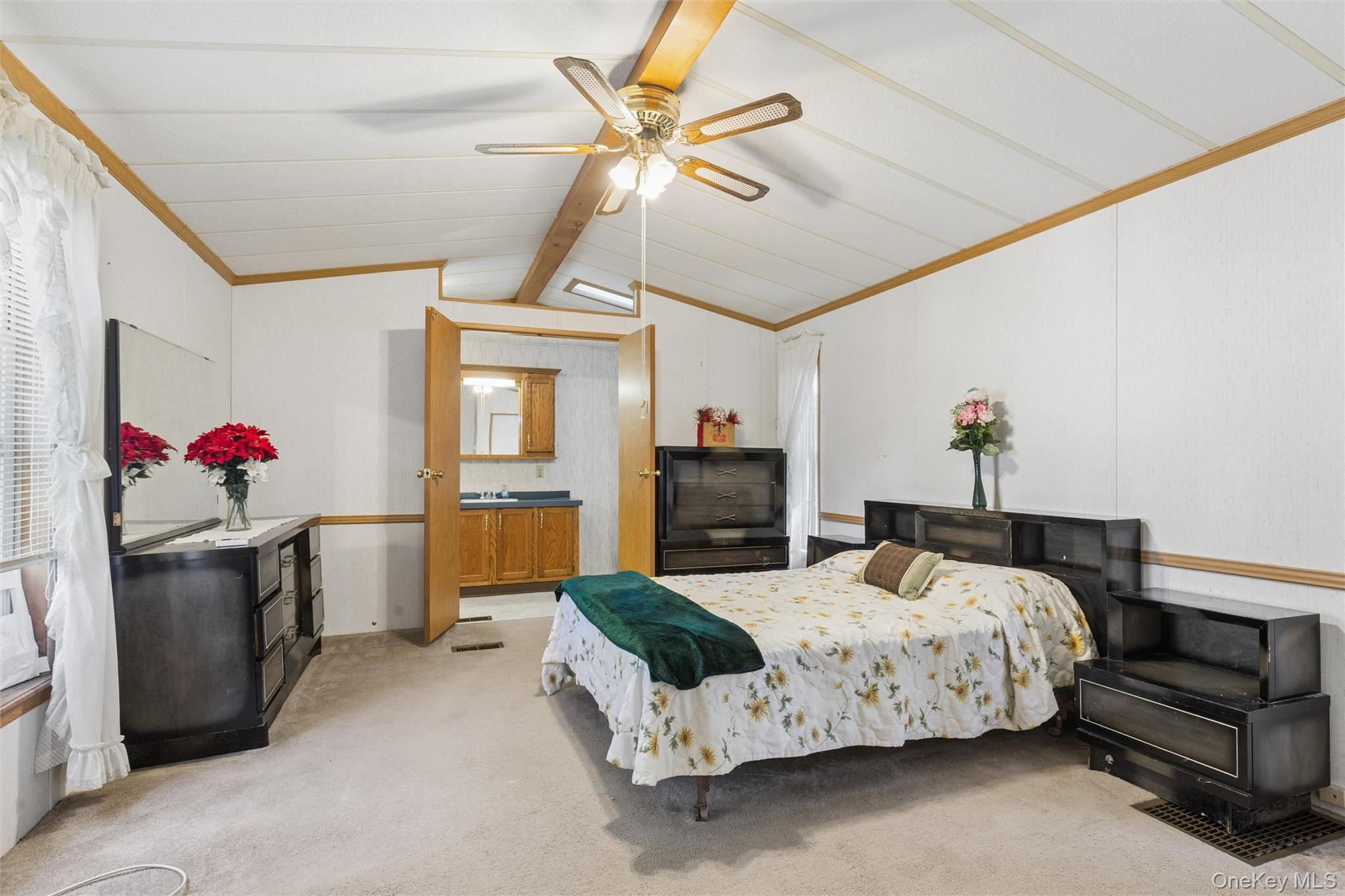 Single Family Old Country Road Suffolk County, NY 11901, MLS-1035236-9