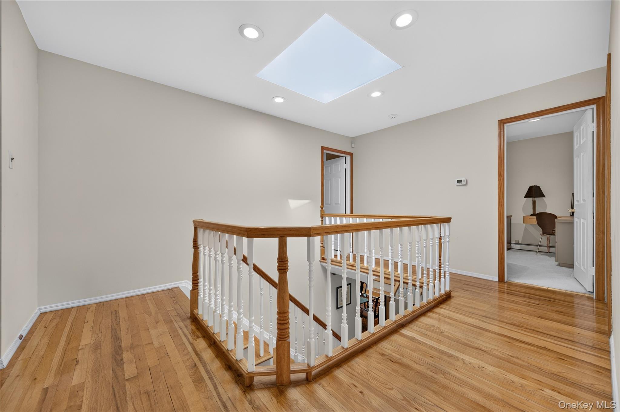 Single Family Mcculloch Drive Suffolk County, NY 11746, MLS-1035239-14