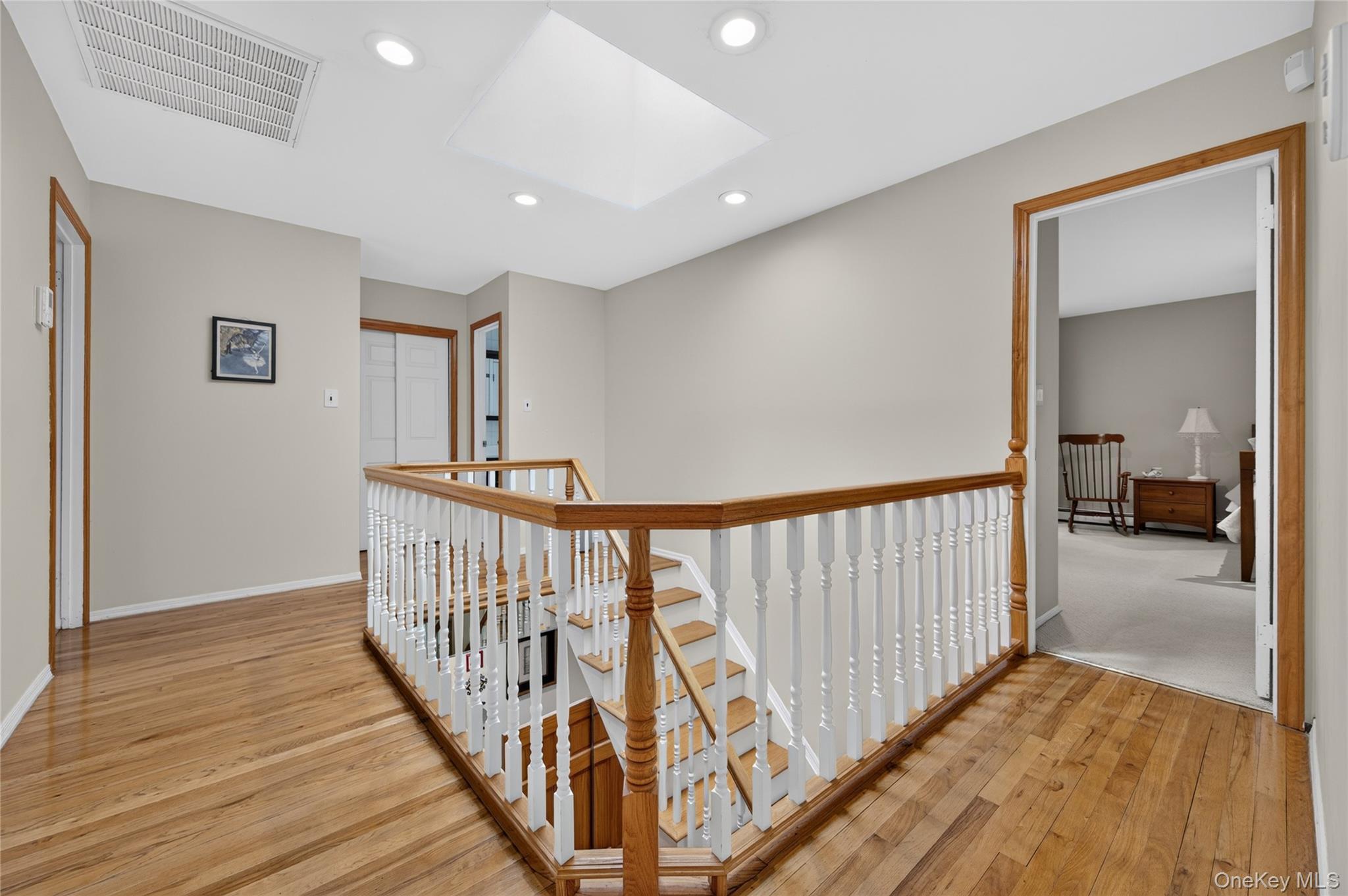 Single Family Mcculloch Drive Suffolk County, NY 11746, MLS-1035239-15