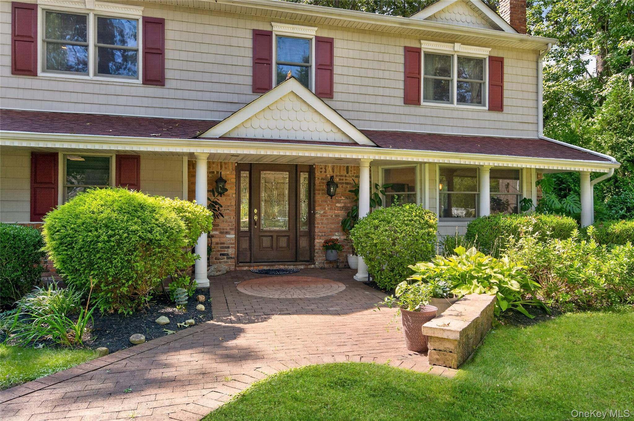 Single Family Mcculloch Drive Suffolk County, NY 11746, MLS-1035239-3