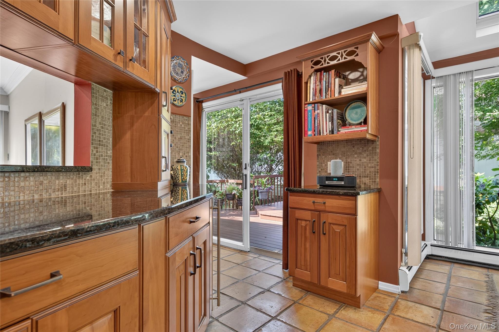 Single Family Mcculloch Drive Suffolk County, NY 11746, MLS-1035239-8